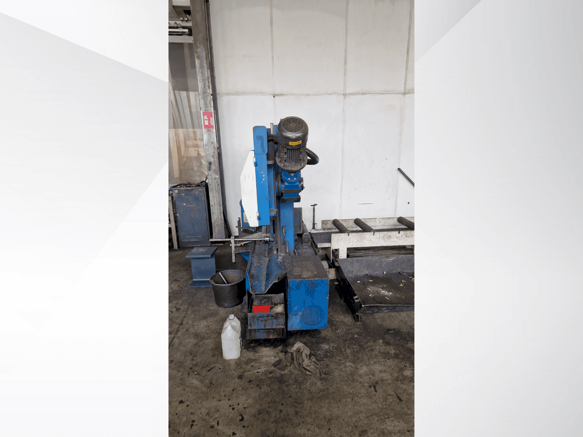 Front view of KNUTH HB 460 L machine