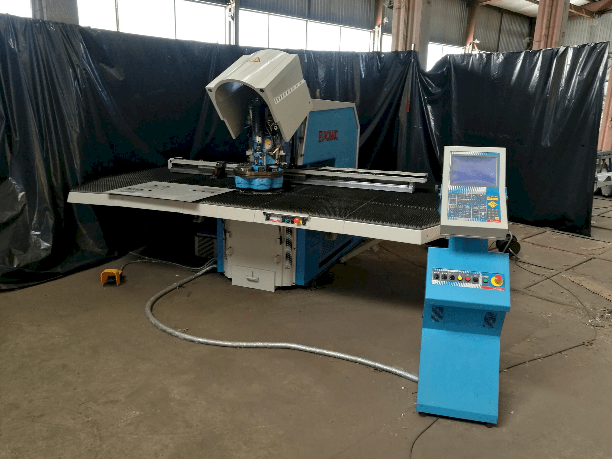 Front view of Euromac MTX INDEX machine