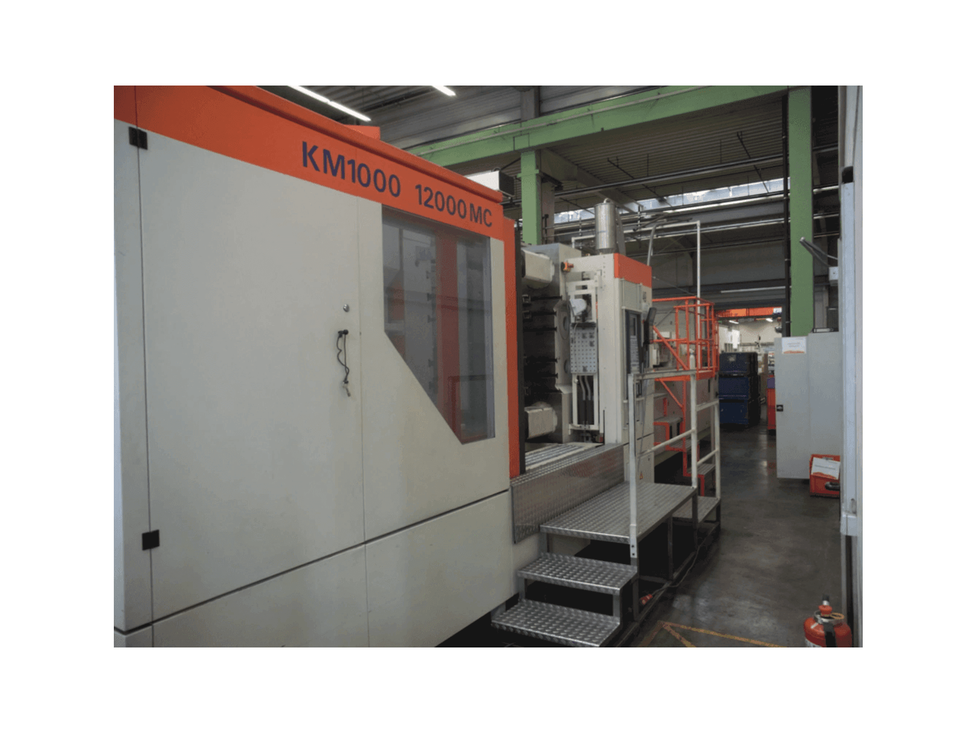 Front view of Krauss Maffei 1000-12000 MC machine