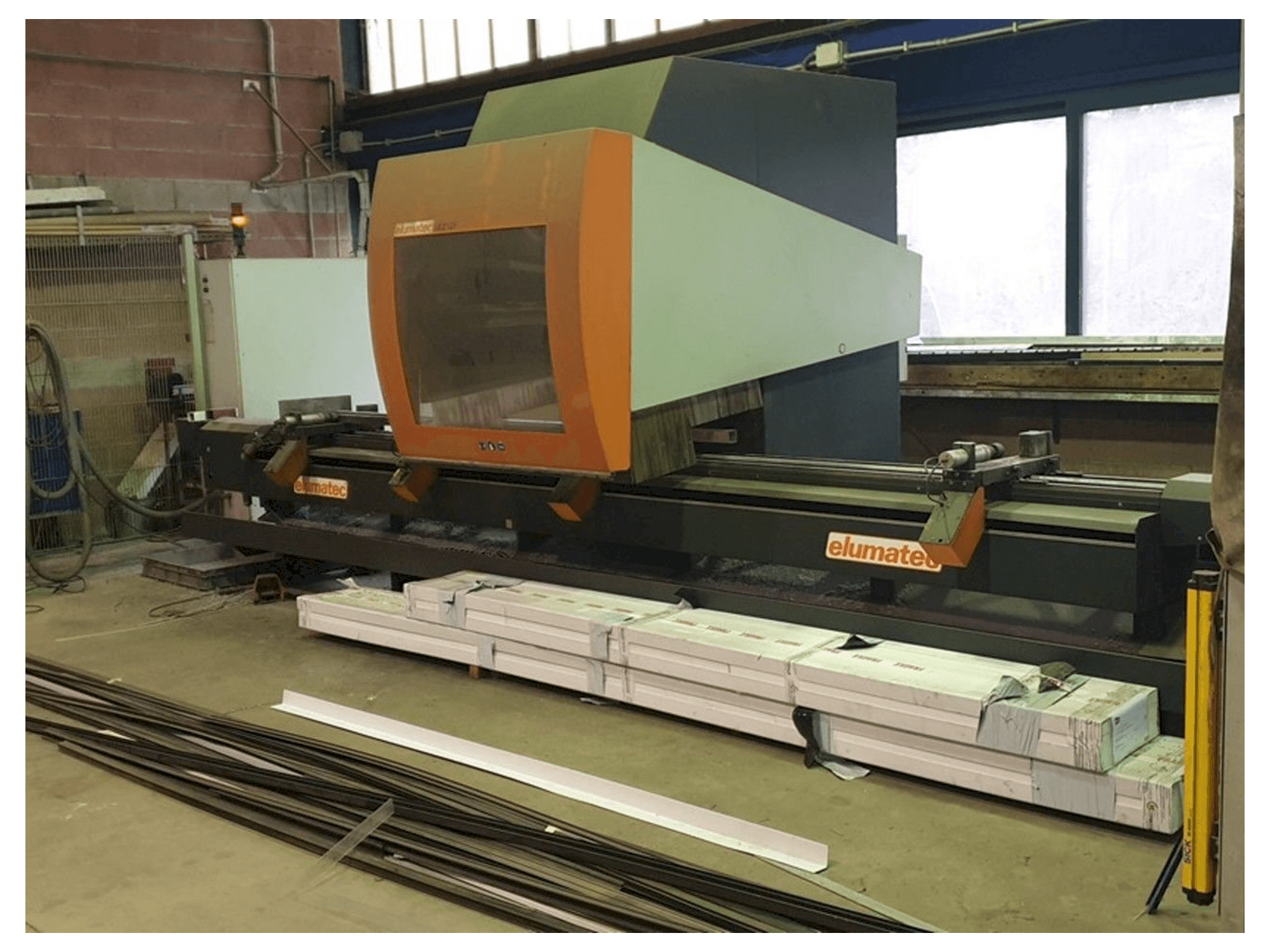 Front view of Elumatec SBZ 131 machine