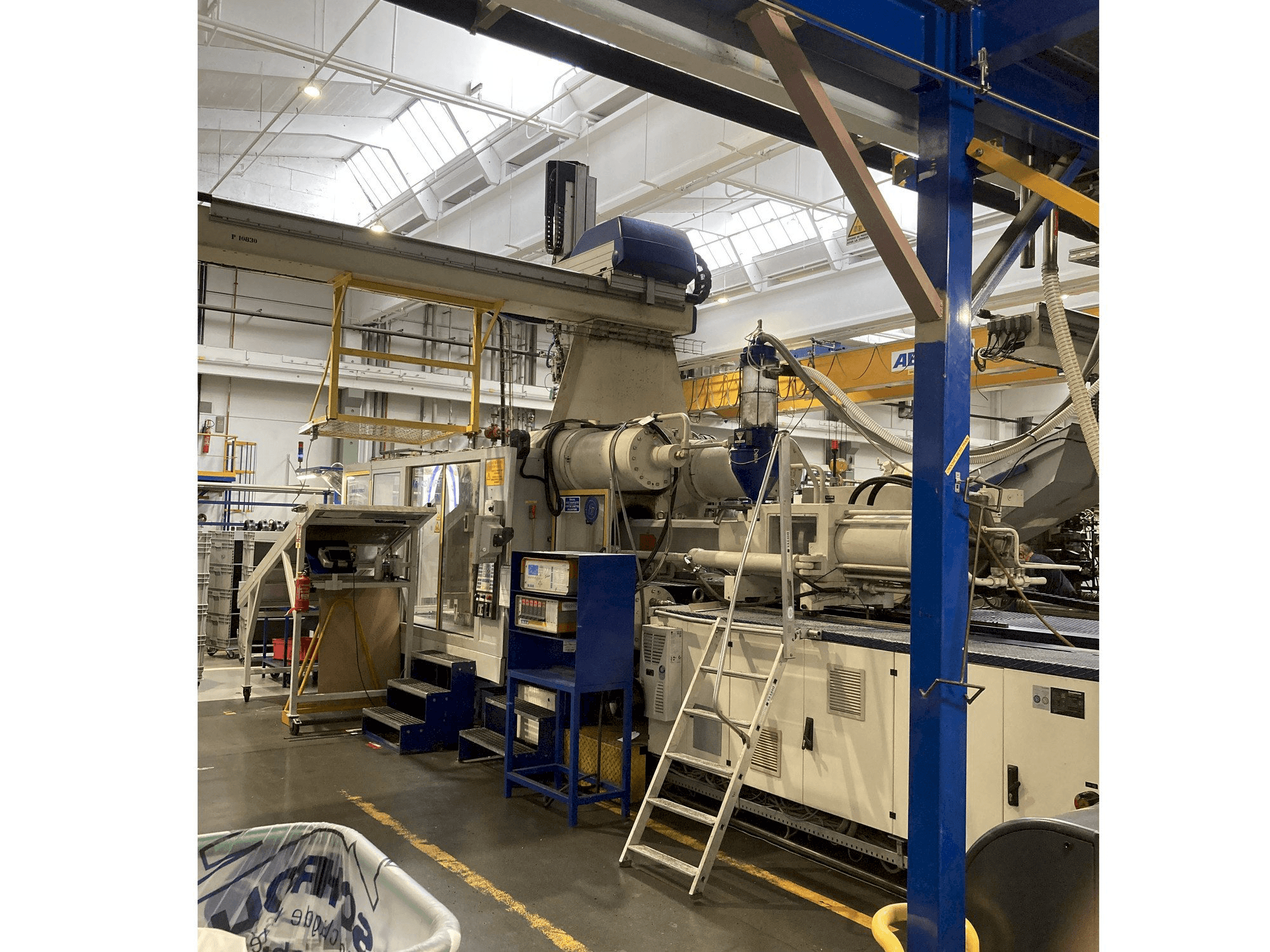 Front view of Krauss Maffei 650 – 2700 C1 machine