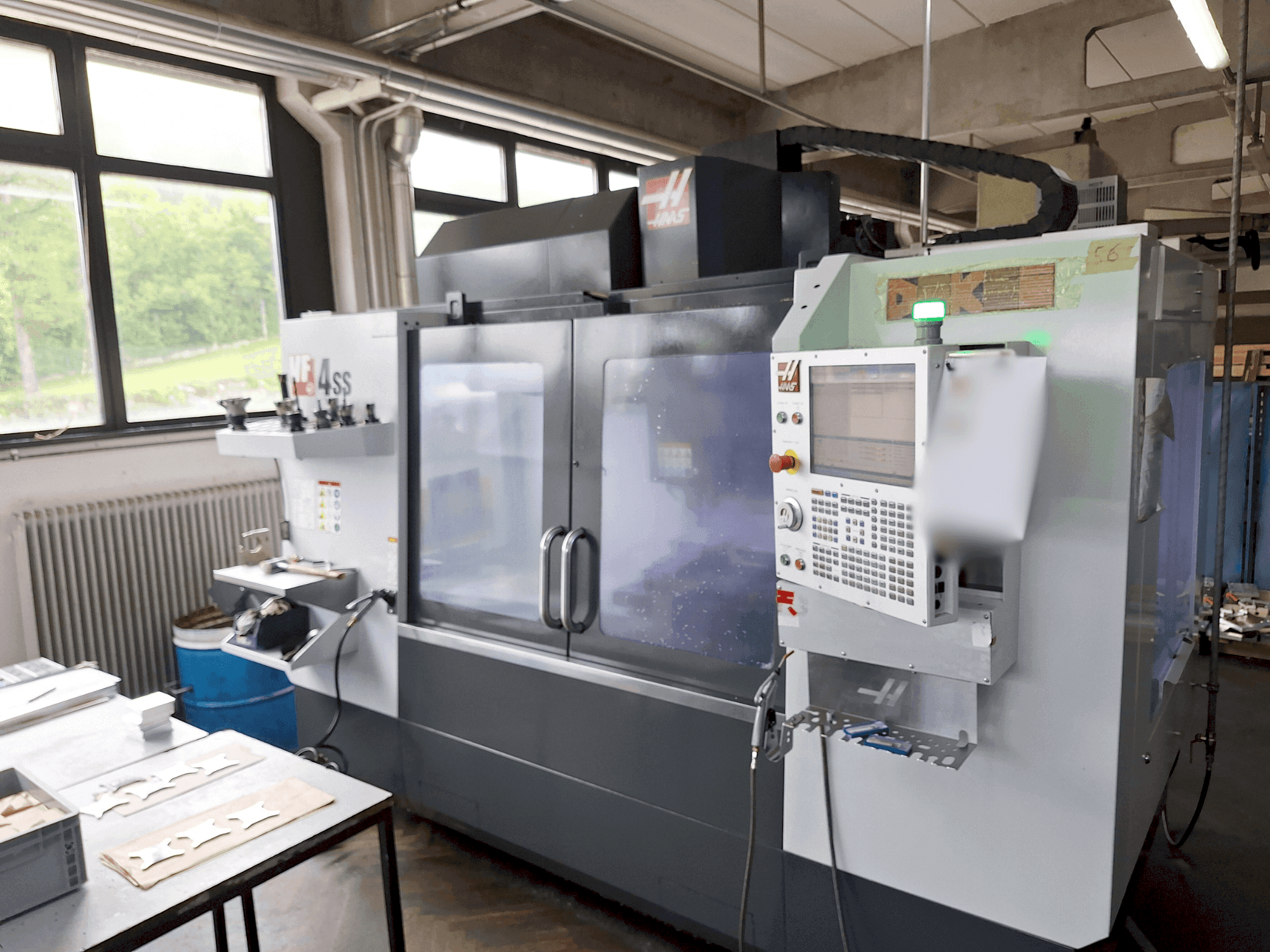 Front view of HAAS VF-4SS machine