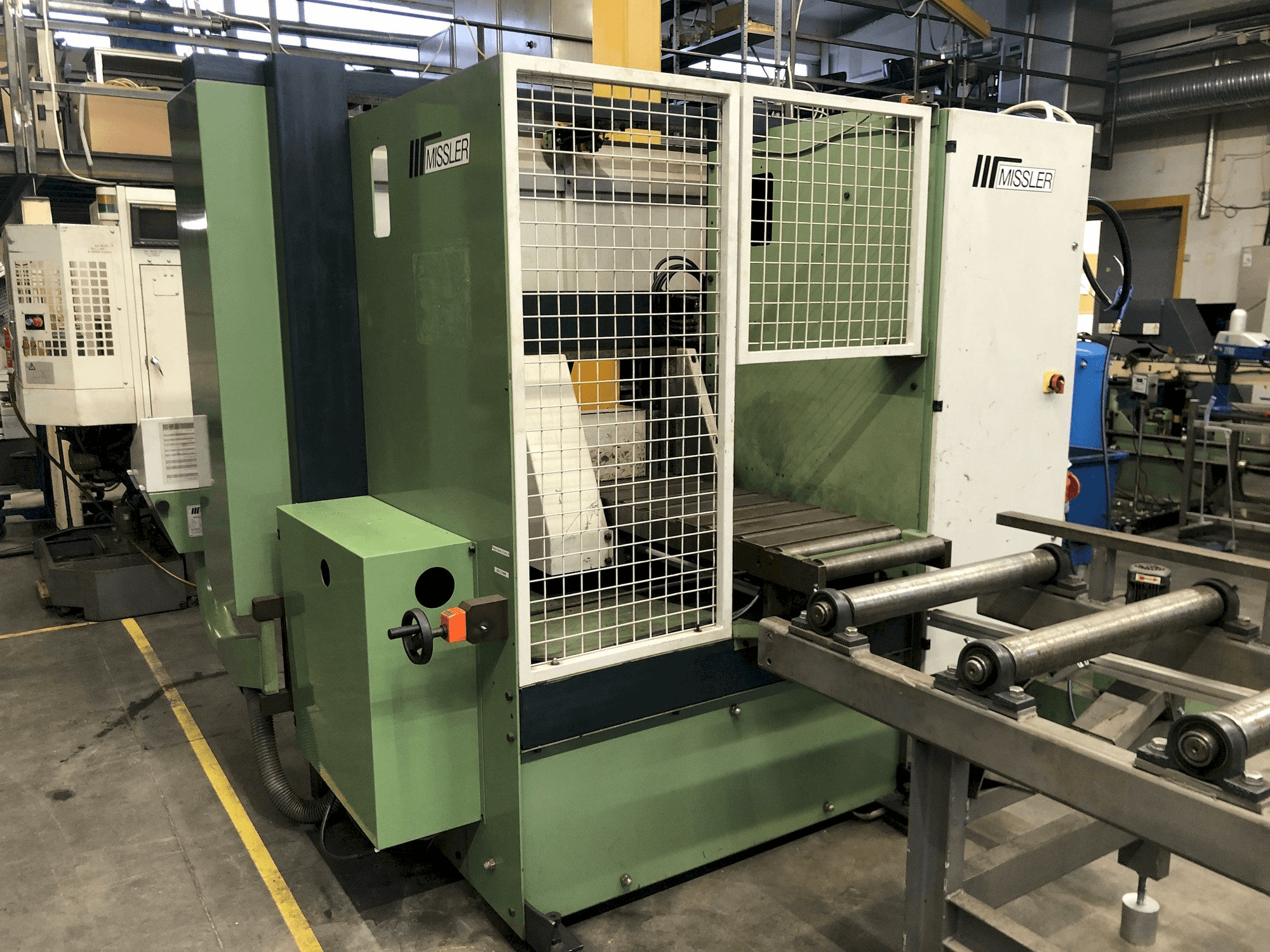 Front view of Missler DEB 410 machine