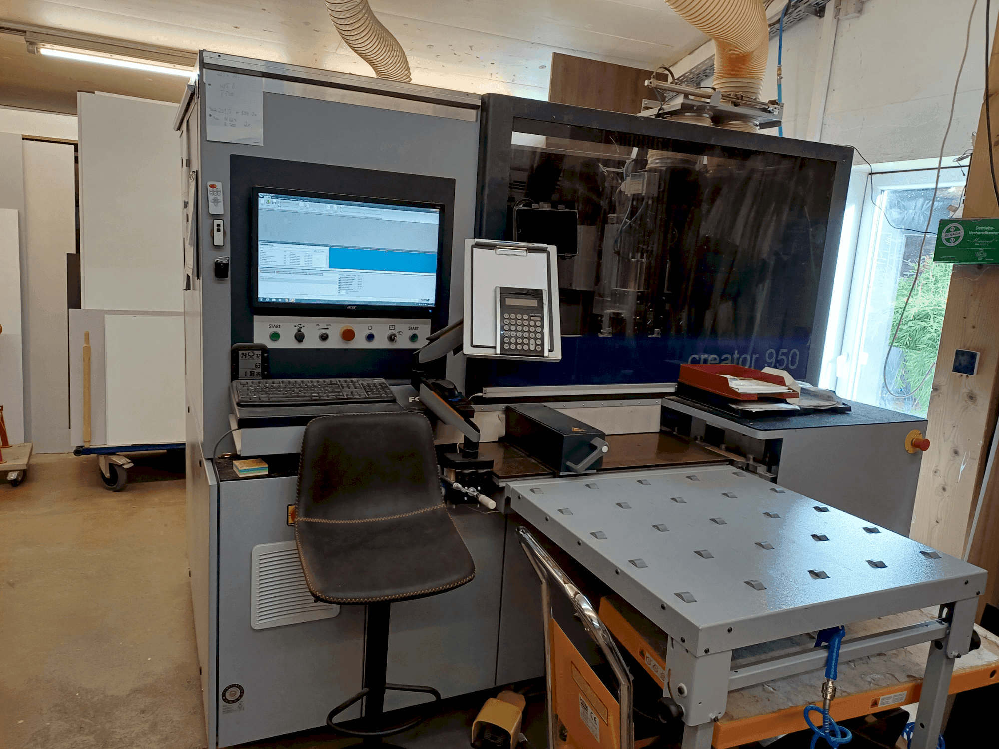 Front view of FORMAT4 CNC CREATOR 950 machine