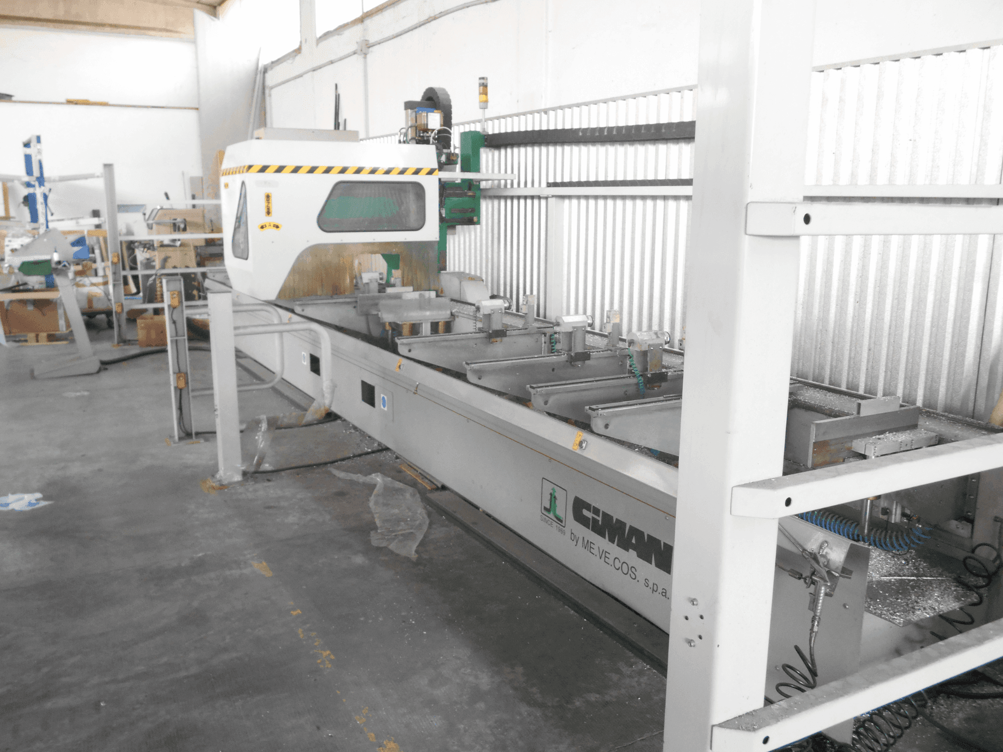 Front view of CIMAN Mizak 6.7 twin machine