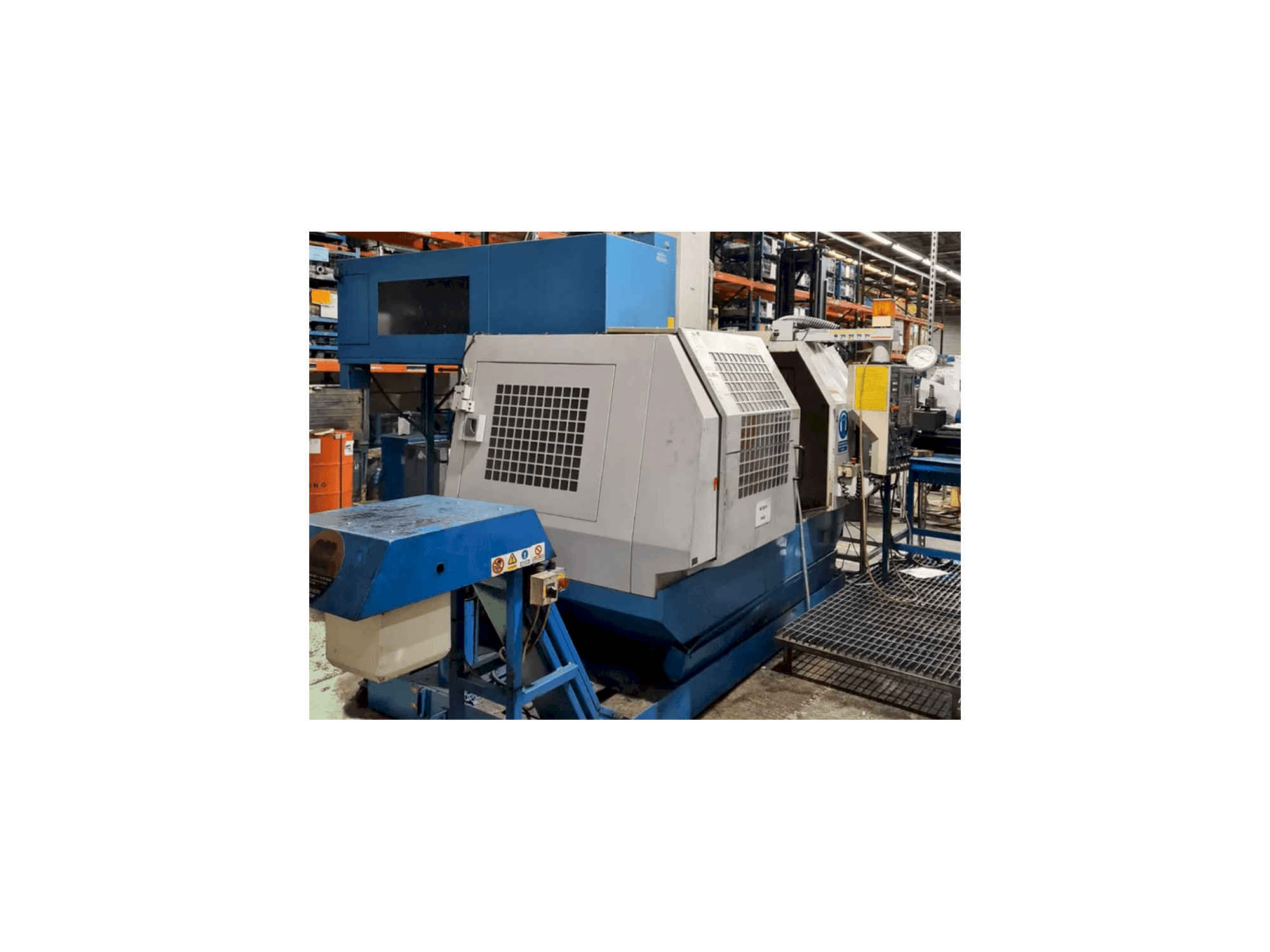 Front view of Matsuura MC-800VF machine