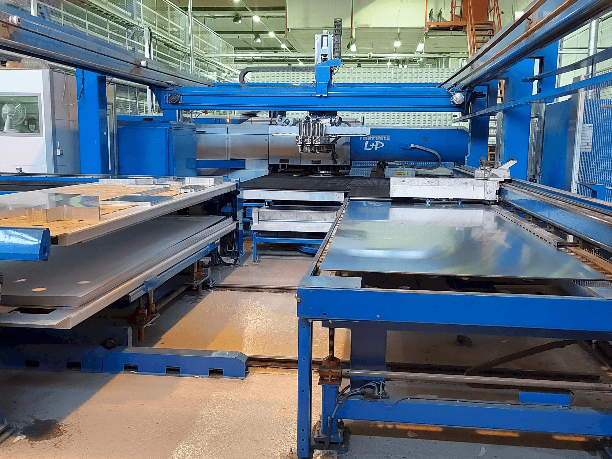 Front view of Finn-Power LP 64 SRIUV machine