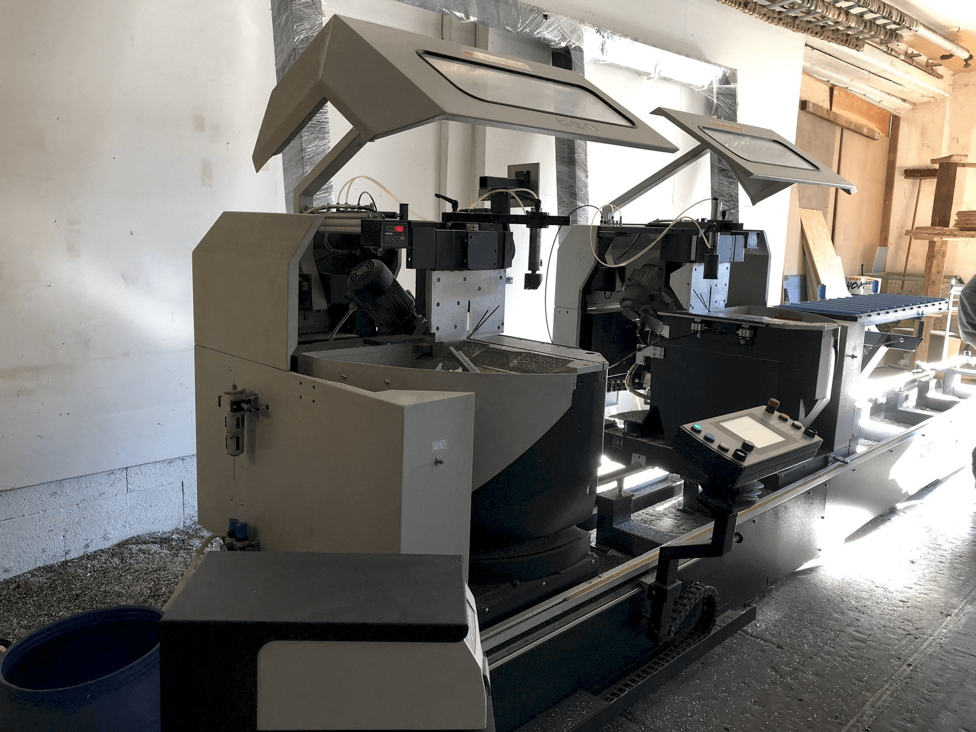 Front view of Elumatec DG 244 machine