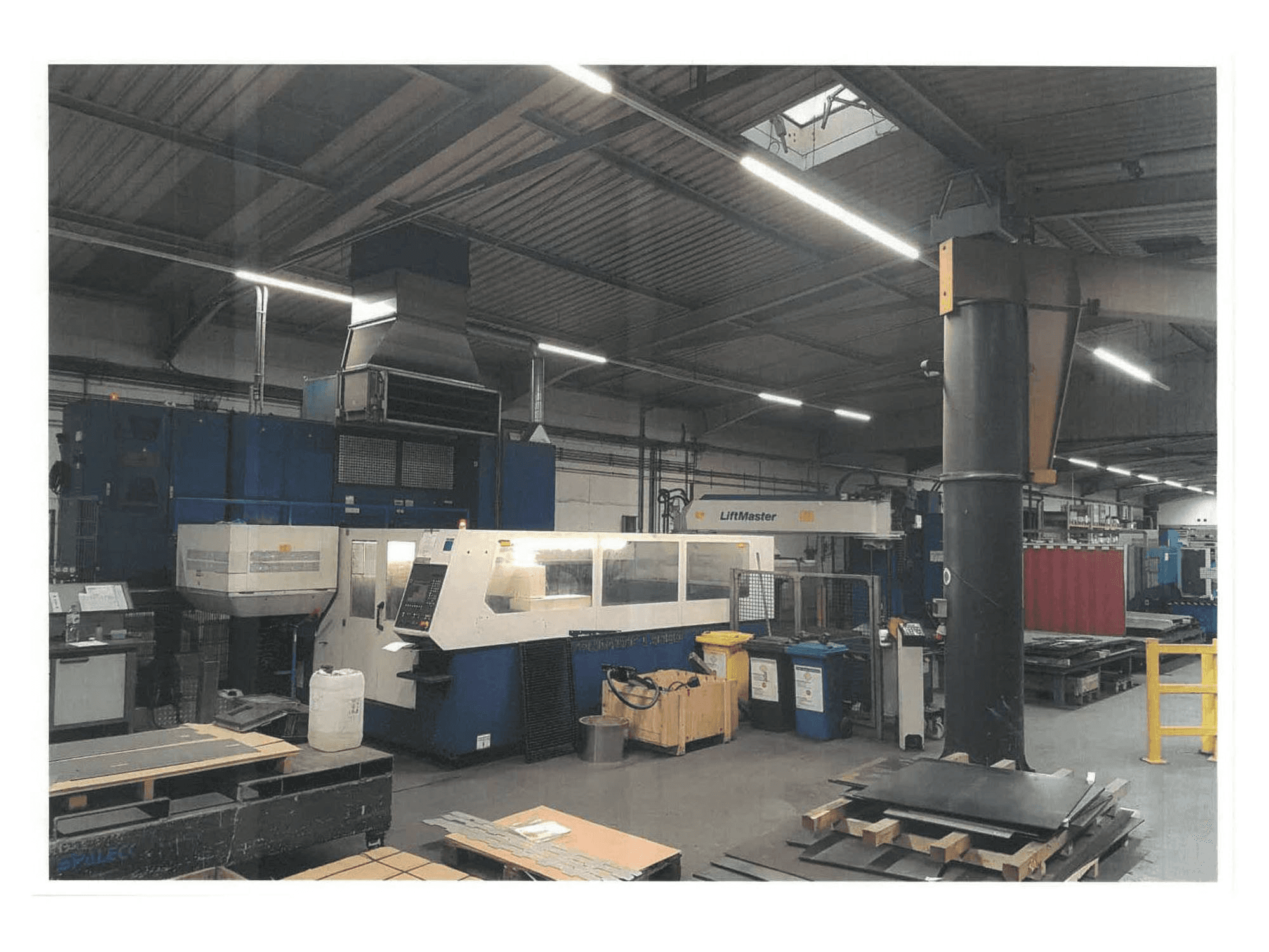 Front view of TRUMPF Laser 30/30 machine