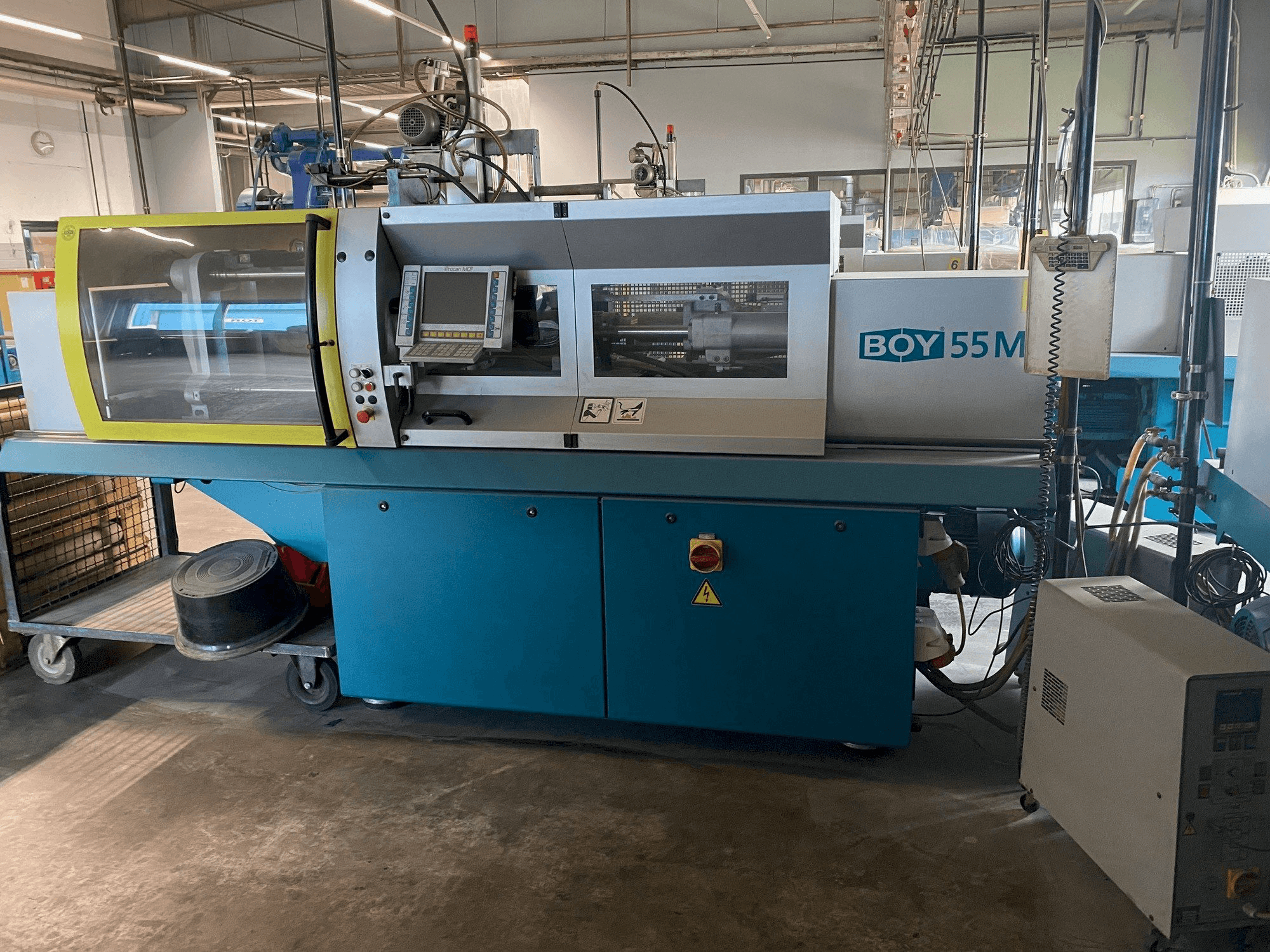 Front view of BOY 55 M machine