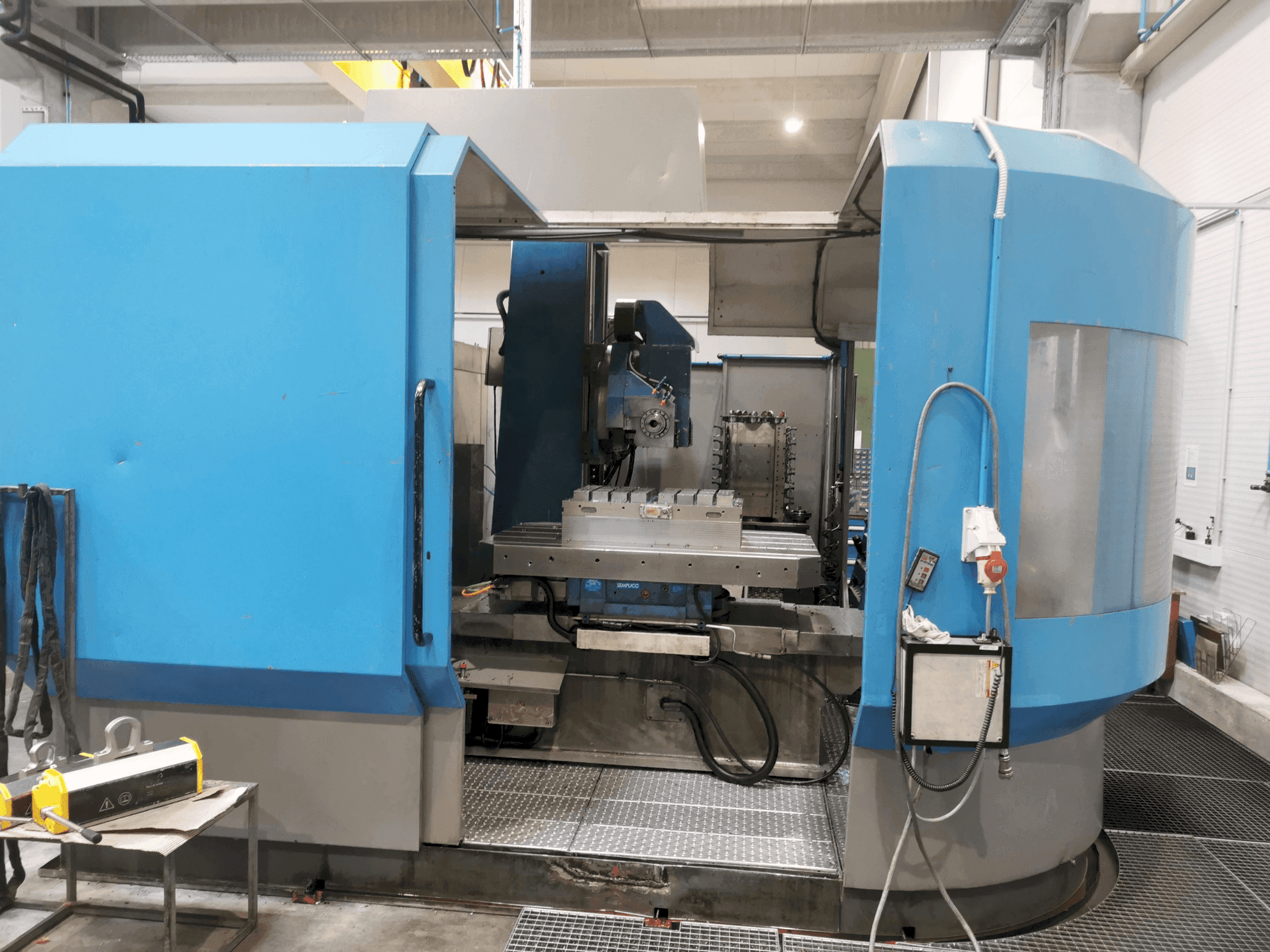 Front view of IXION IA 3 TLF machine