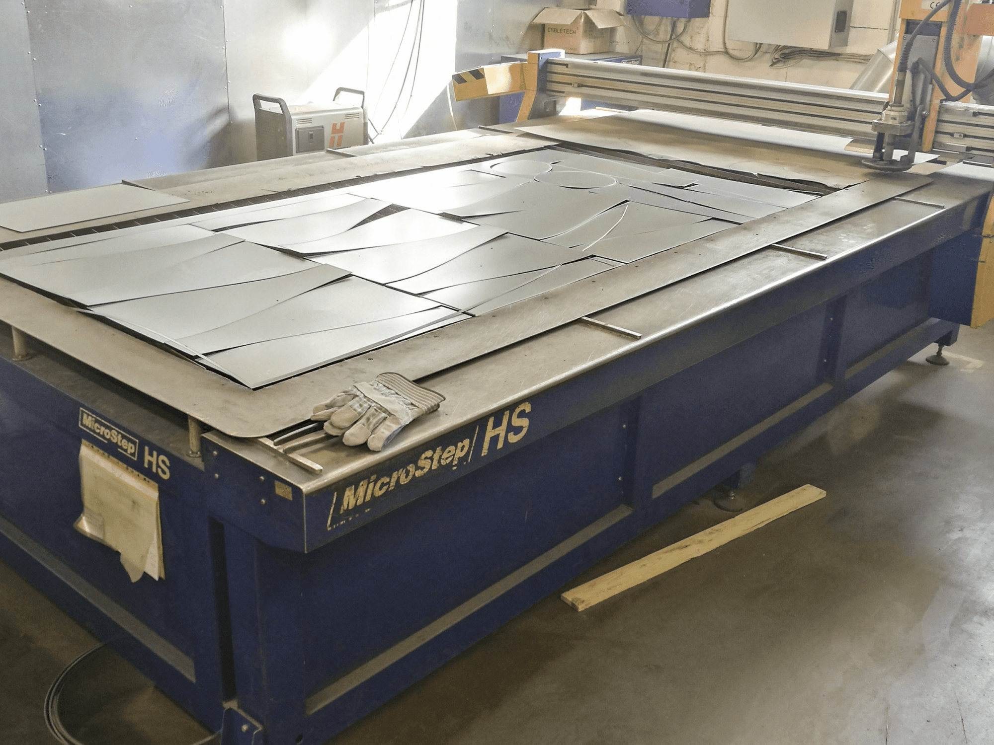 Right view 1 of MicroStep HS 3001.15 P Machine