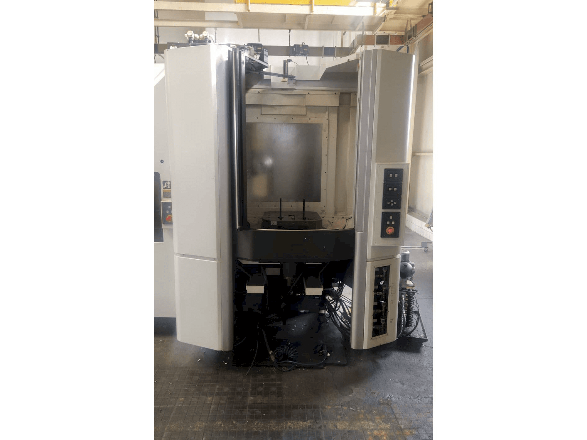 Front view of MORI SEIKI NHX 5000 machine