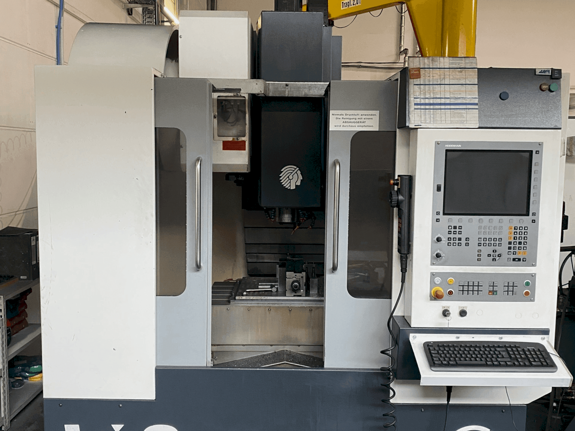 Front view of Huron VX8 machine