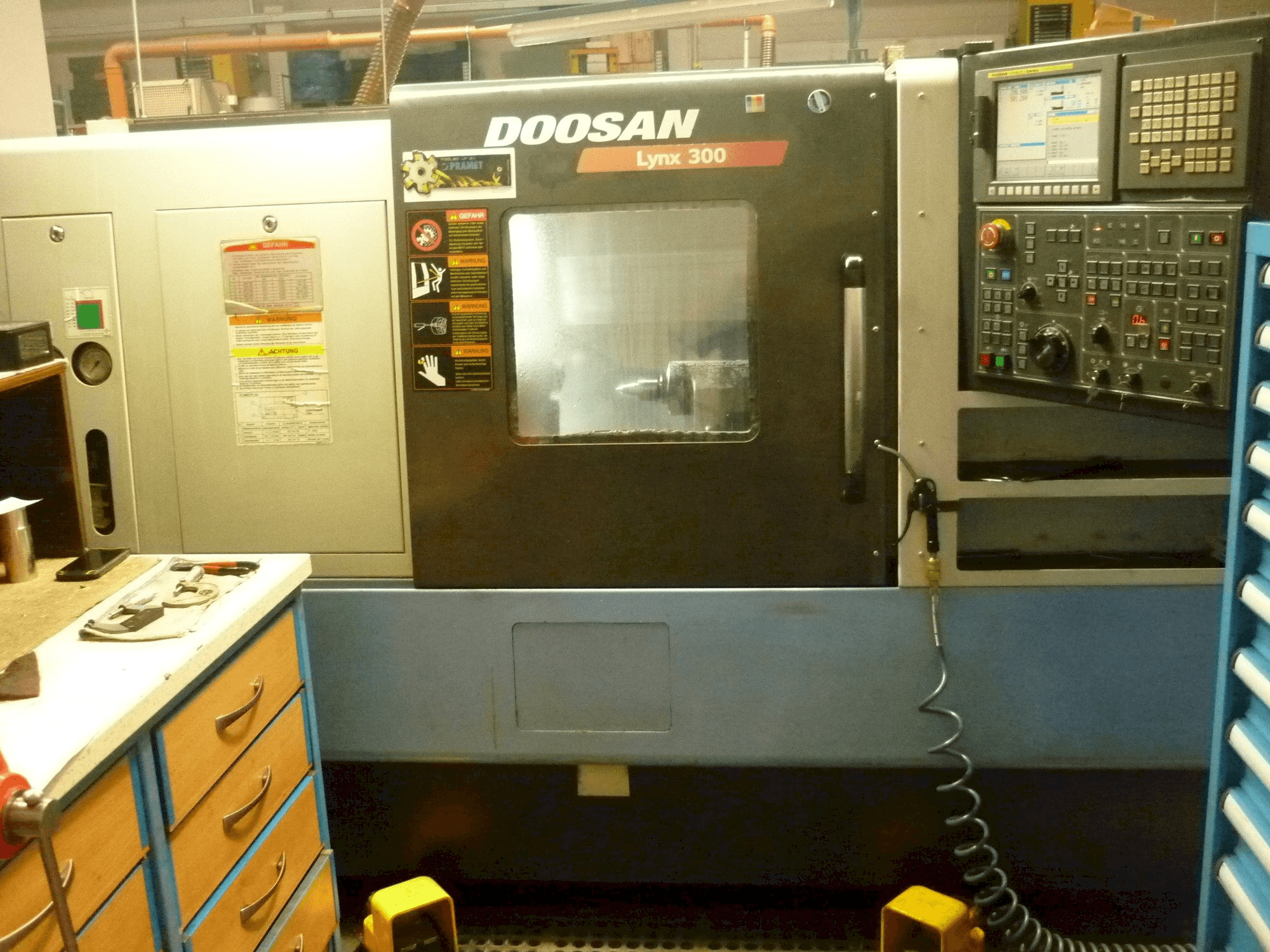 Front view of Doosan LYNX 300 machine