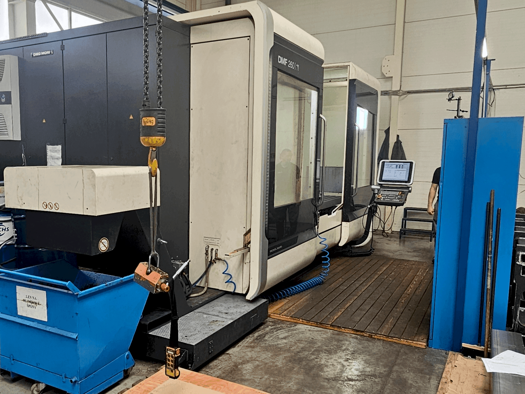 Front view of DMG MORI DMG MORI DMF 260/11 KGT machine