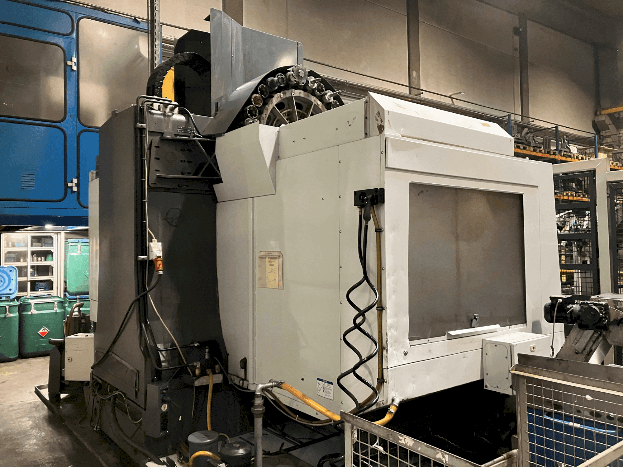 Front view of HAAS VF 7/50 machine