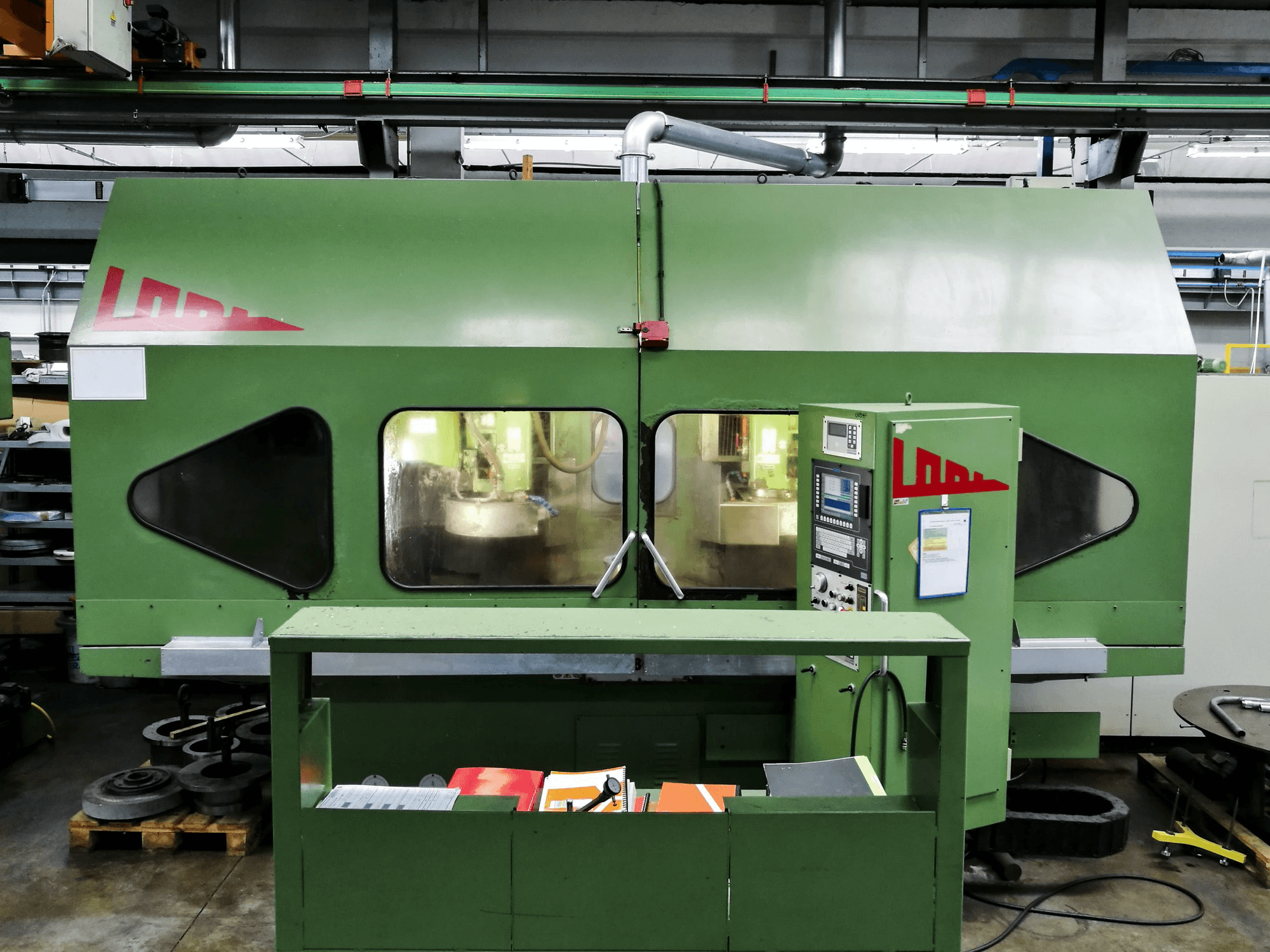 Front view of Lodi RTR S800 CNC machine