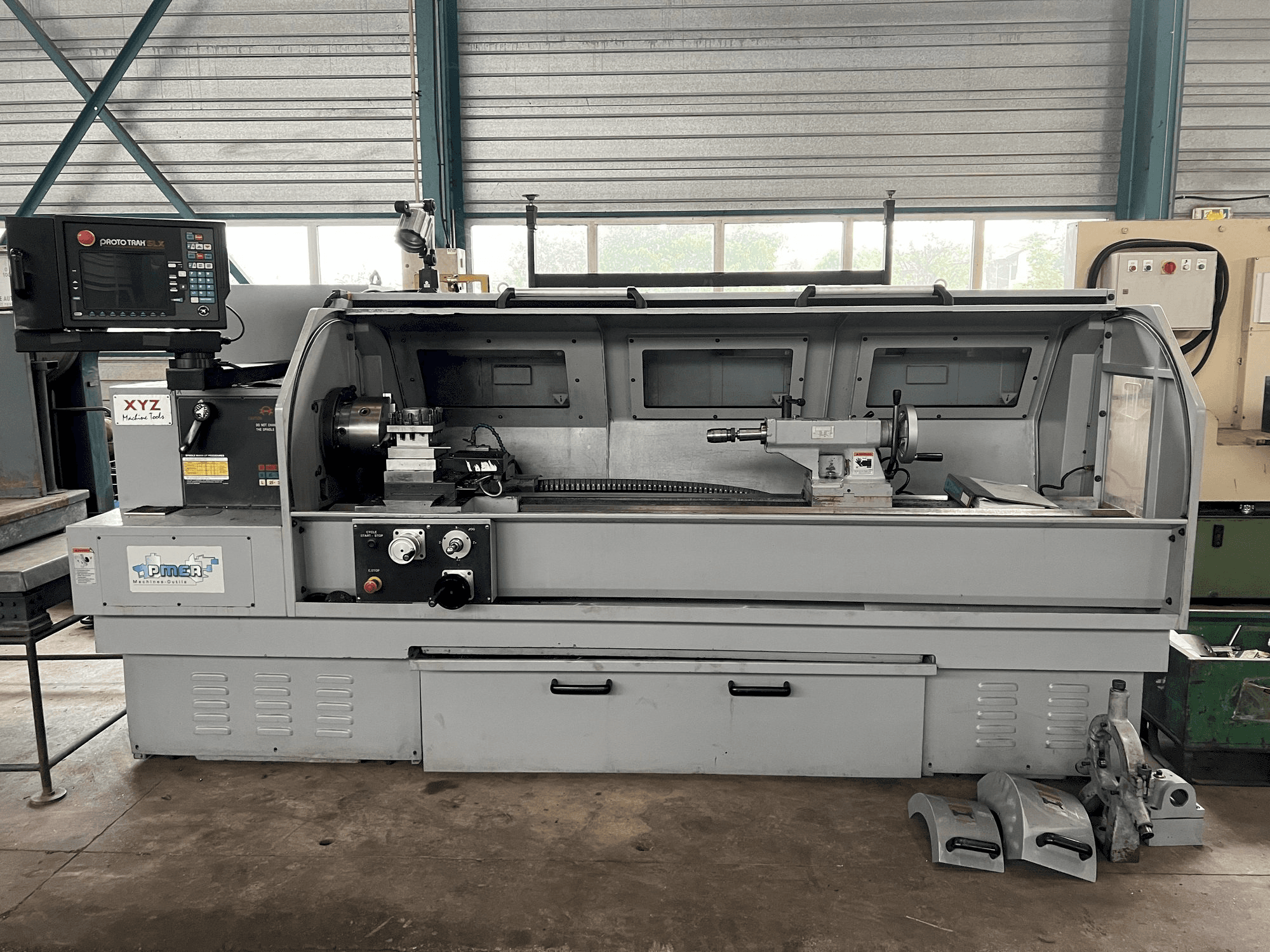 Front view of XYZ PROTURN SLX 425-2M machine