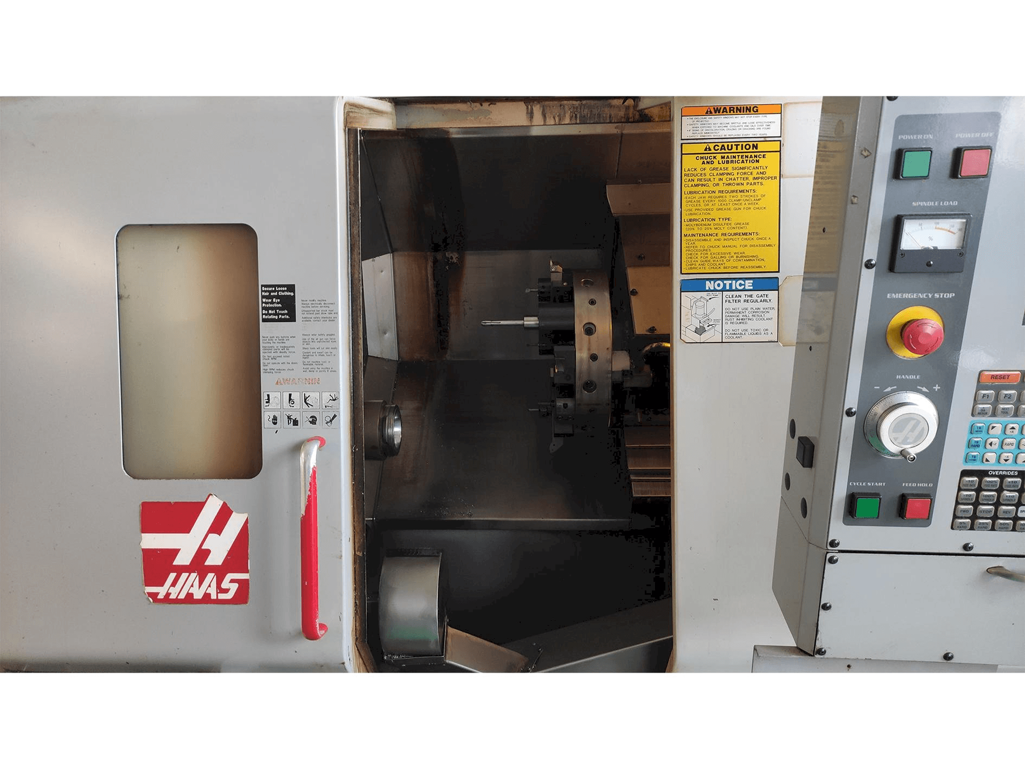 Front view of HAAS SL-20HE machine