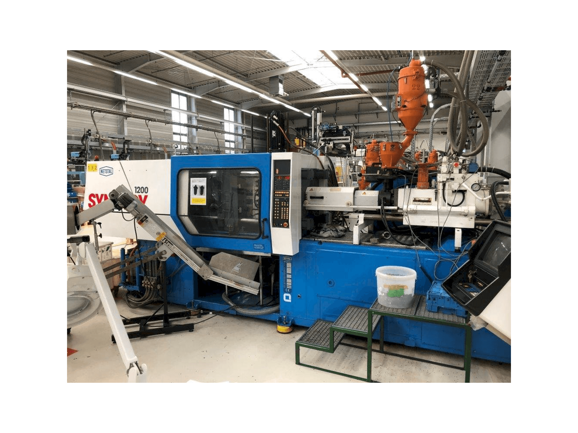 Front view of Netstal Synergy S1200-230 machine