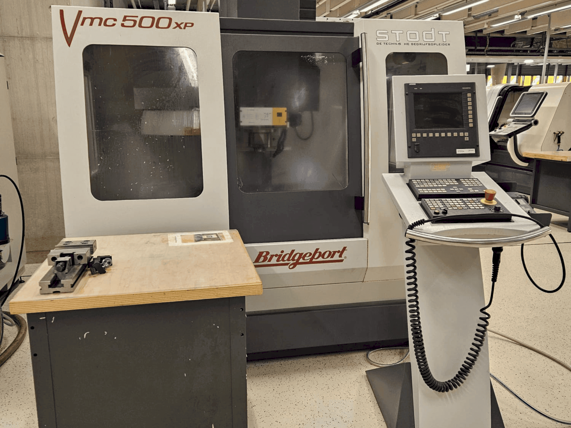 Front view of Bridgeport VMC 500XP machine