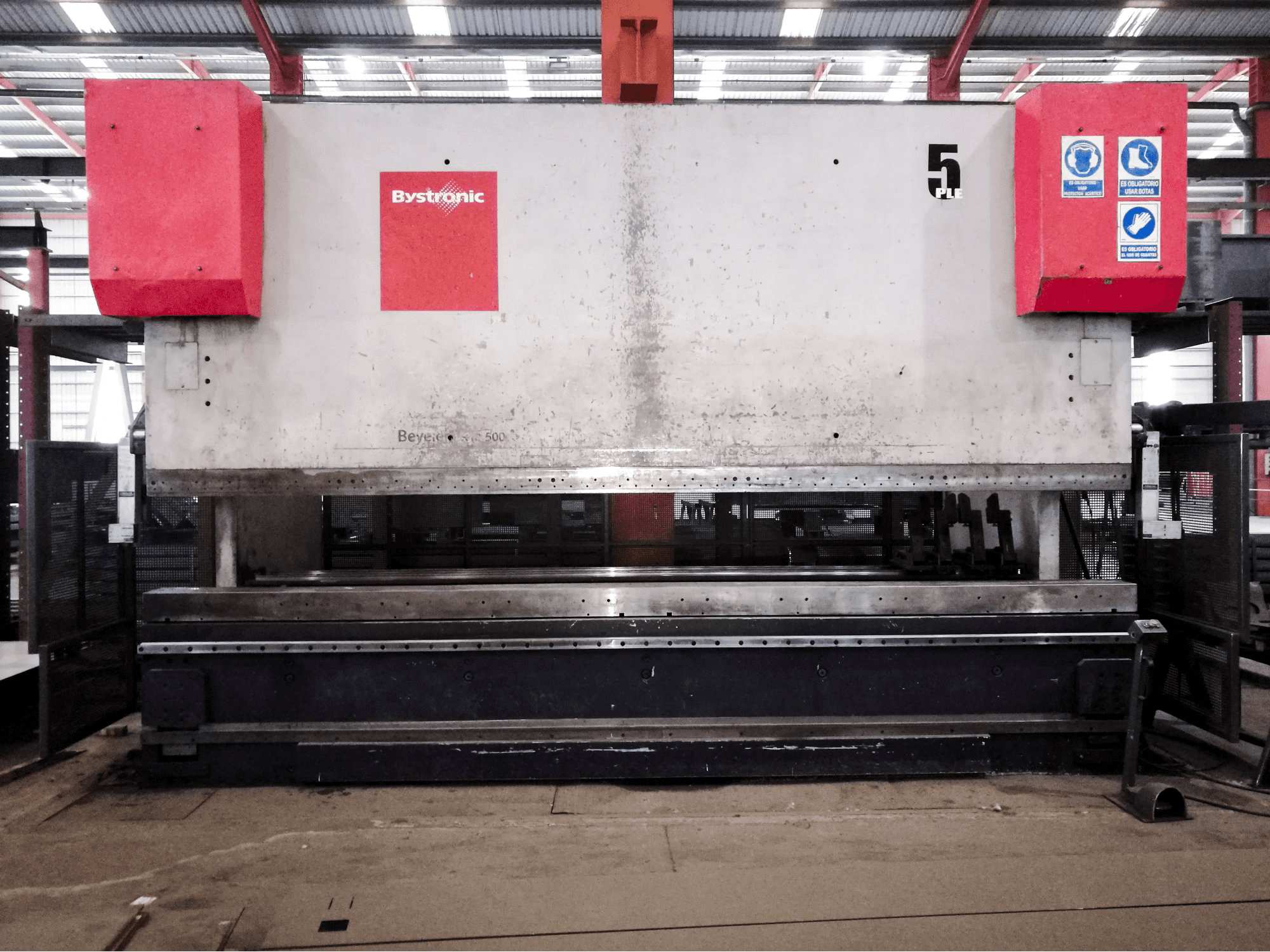 Left view of Bystronic PR10 Machine