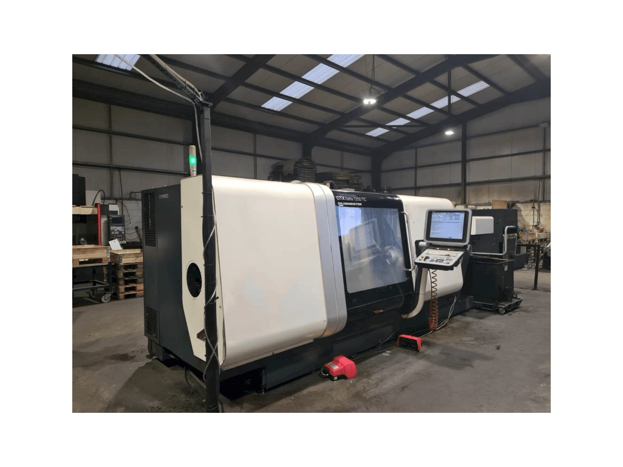 Front view of DMG GILDEMEISTER CTX beta 1250 TC machine