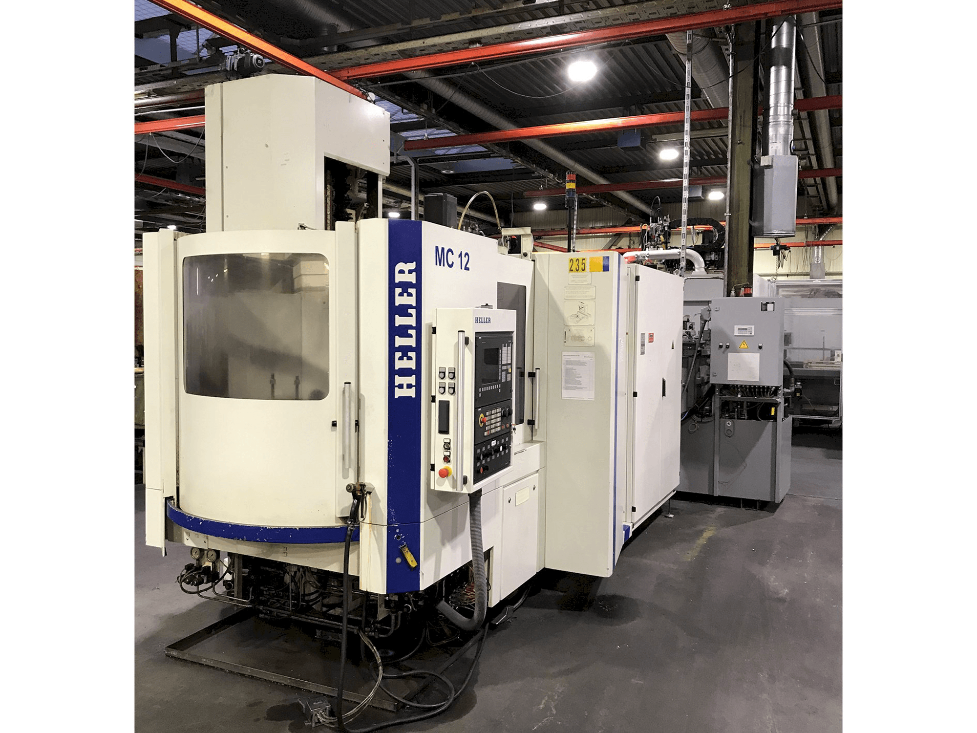 Front view of HELLER MC 12 machine