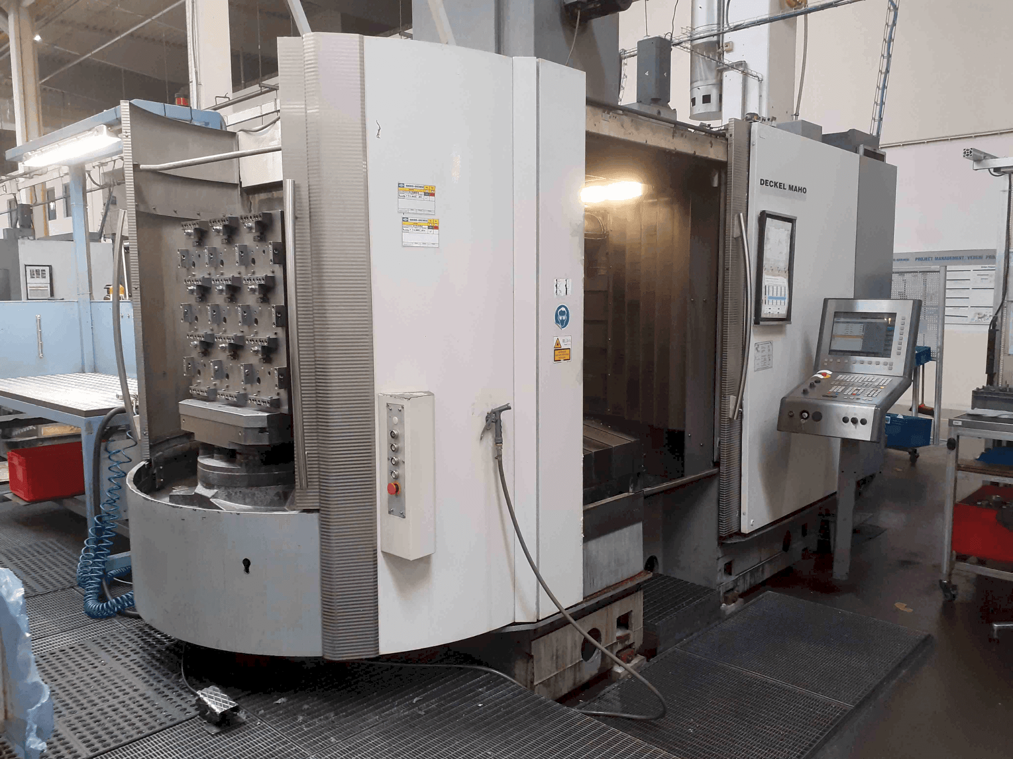 Front view of DECKEL MAHO DMC 80 H machine