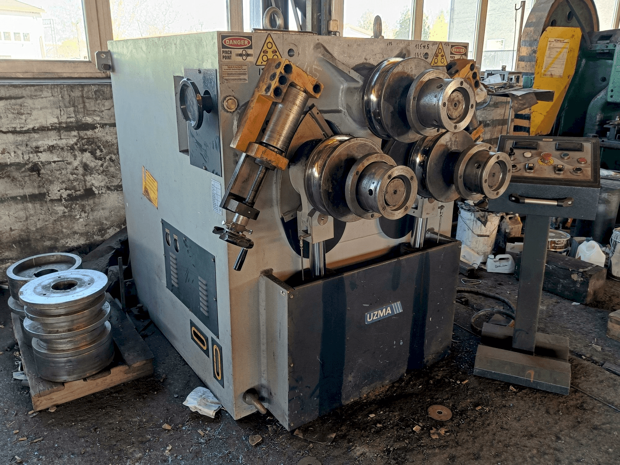 Front view of UZMA UPB-100 machine