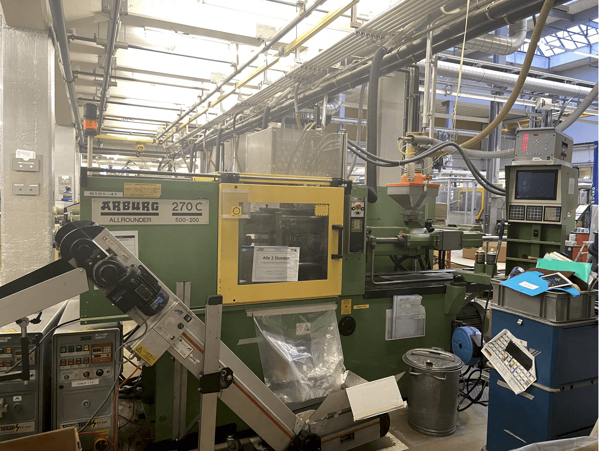 Front view of Arburg ALLROUNDER 270 C 500 - 200 machine