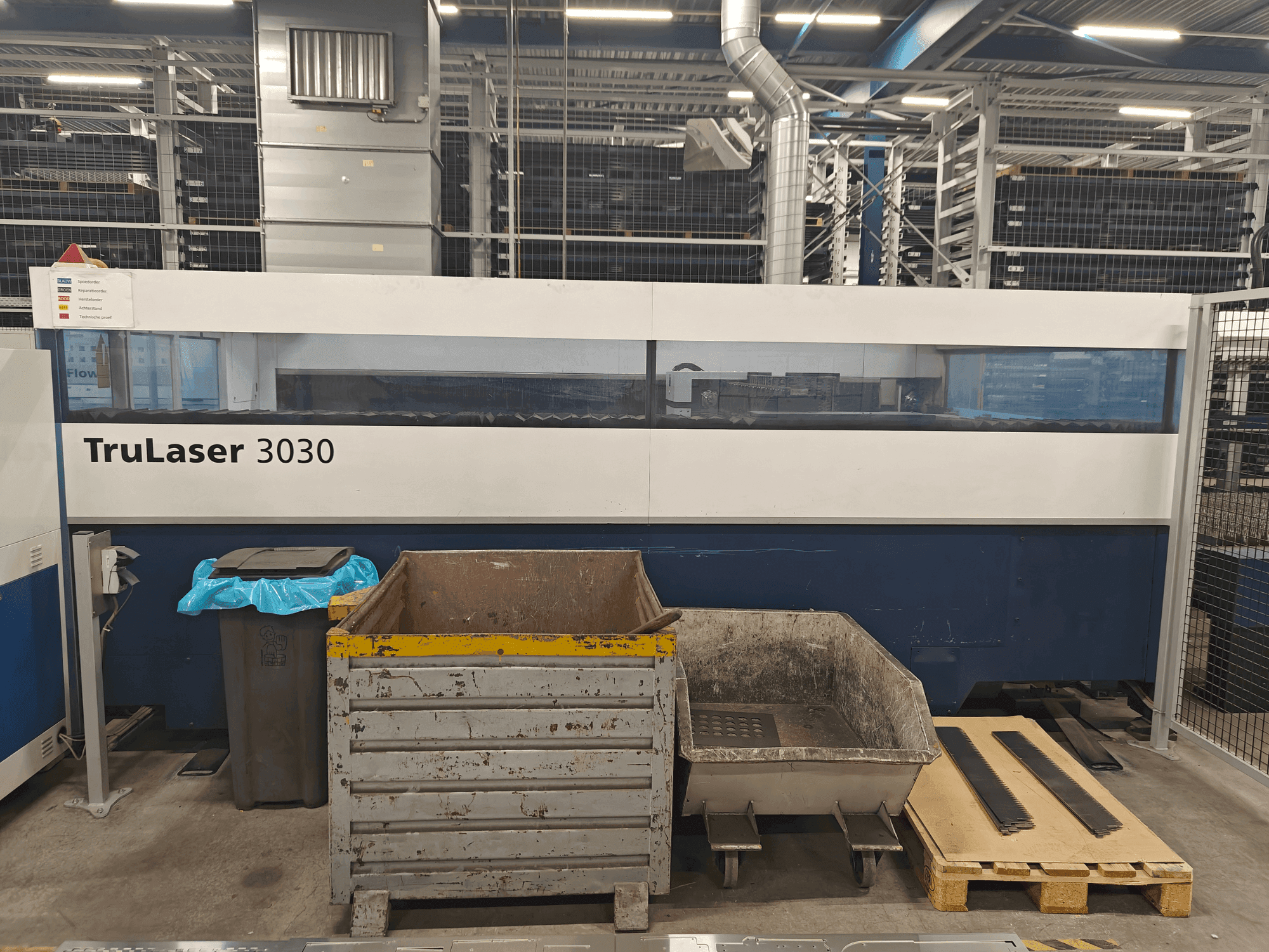 Front view of TRUMPF TruLaser 3030 3,2kW CO2 machine