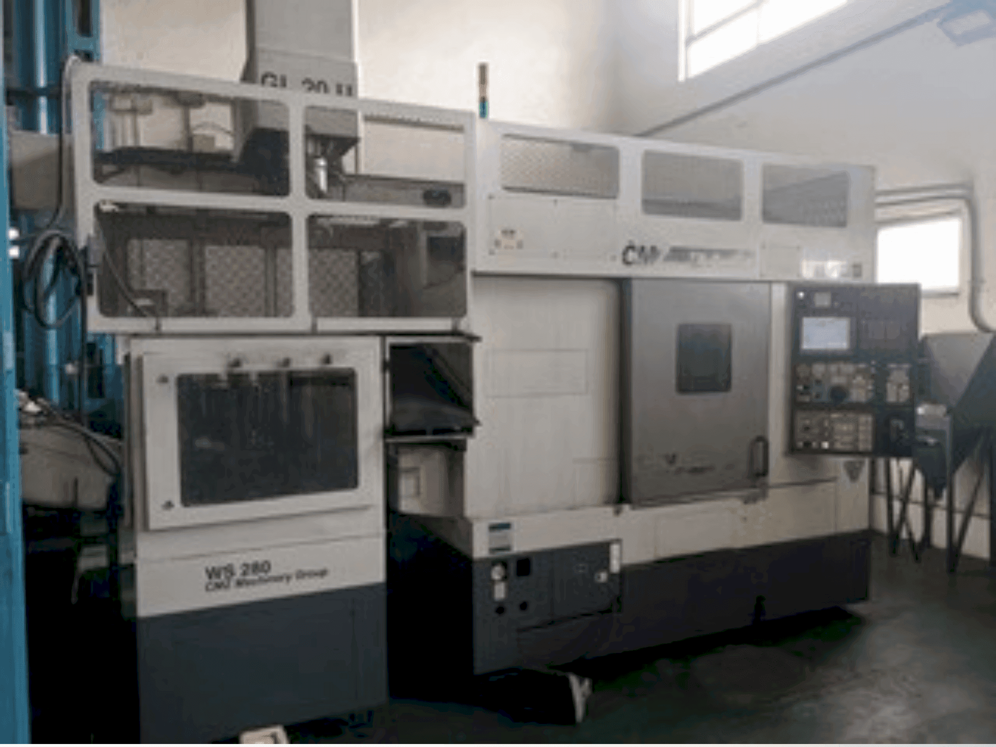 Side view of CMZ TA 30-400 machine