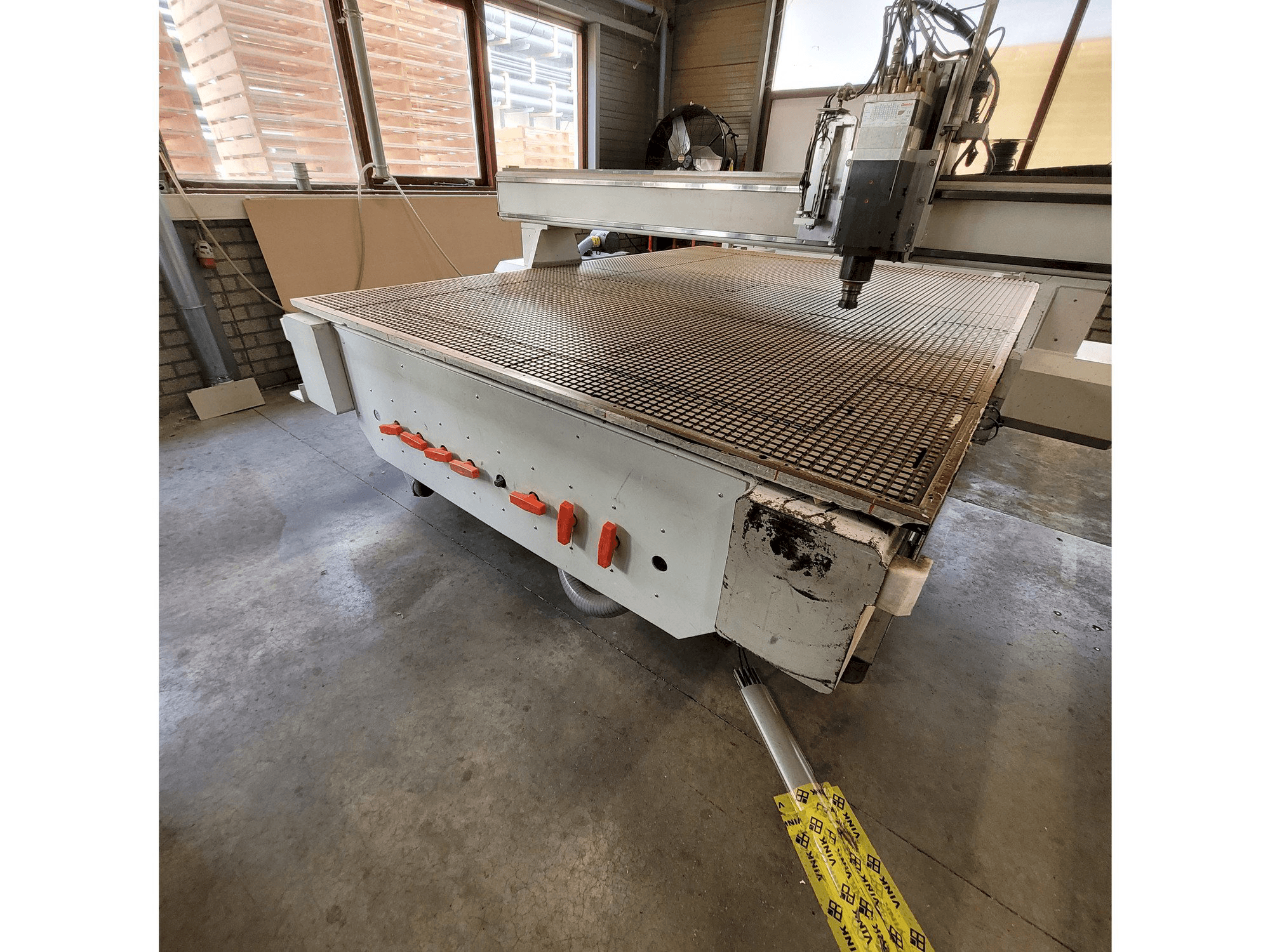 Front view of FLEXICAM Pro 2030 machine