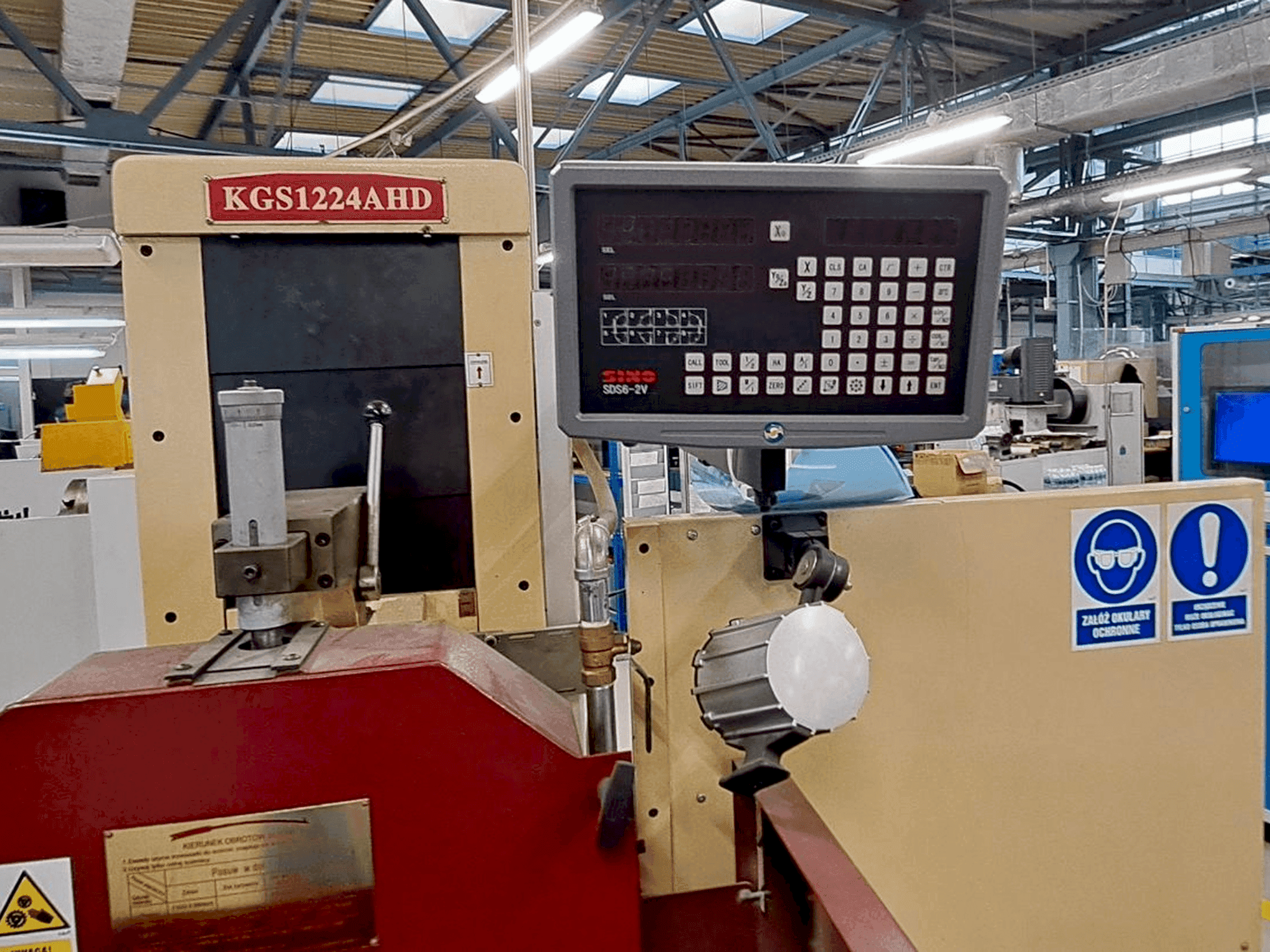 Front view of Kent KGS 1224 AHD machine