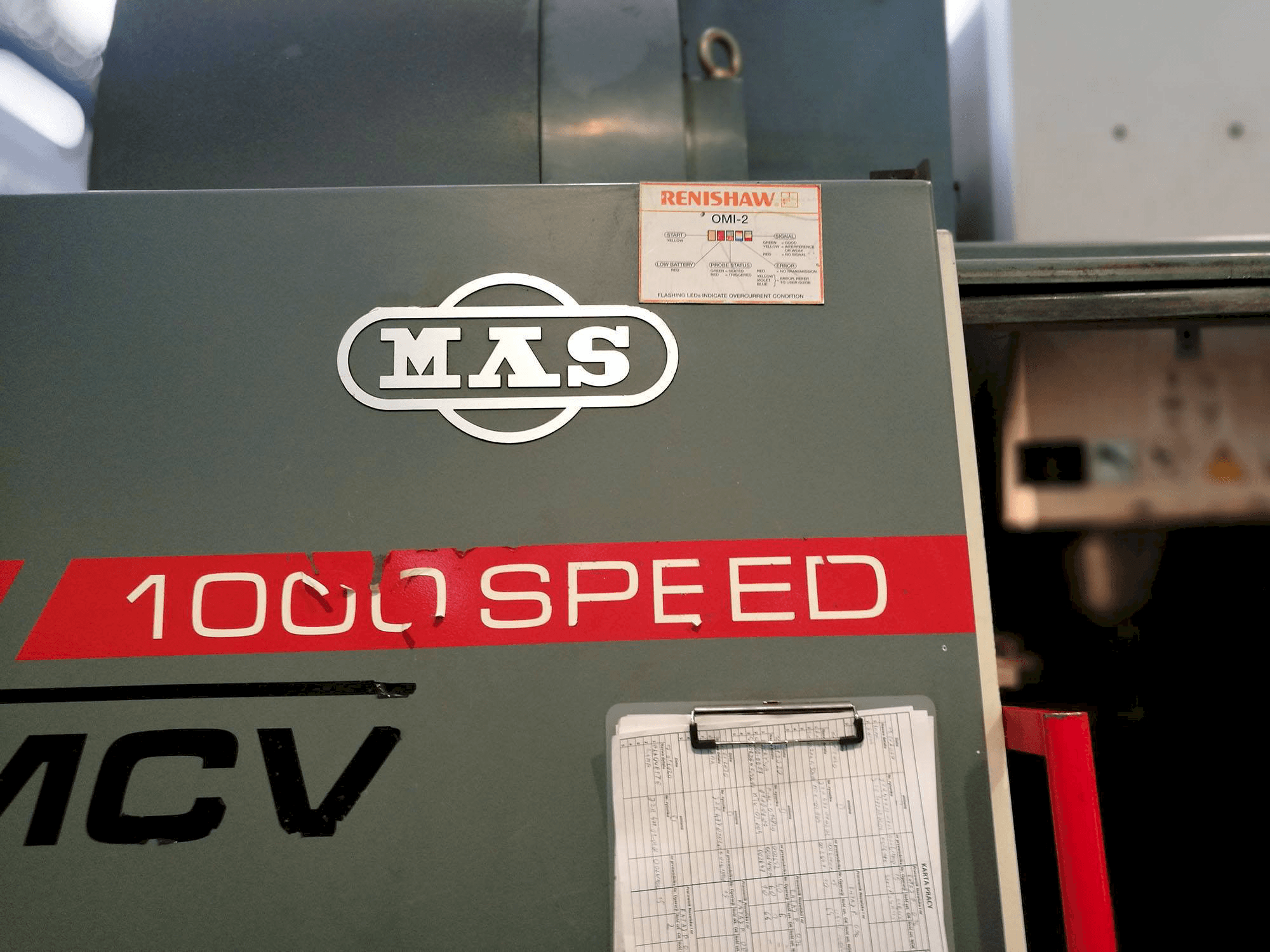 Front view of KOVOSVIT MAS MCV 1000 SPEED machine