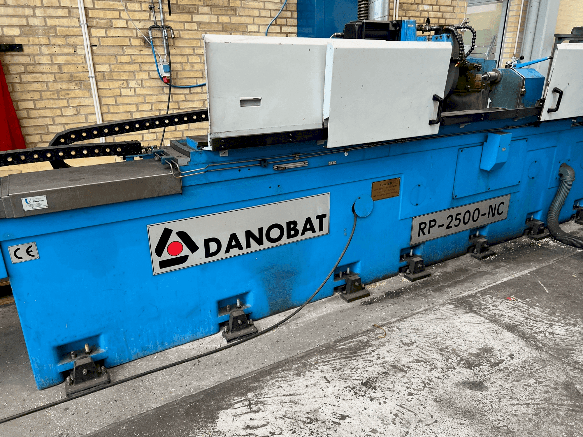 Front view of DANOBAT RP-2500-NC machine