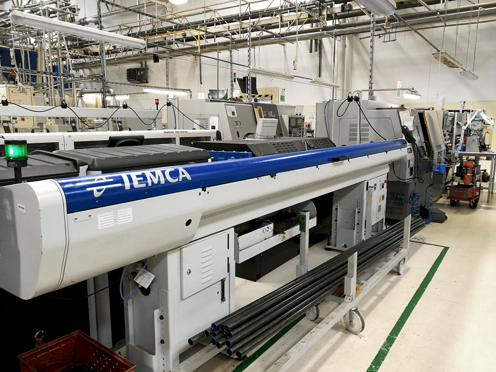 Front view of IEMCA BOSS 552 HD - 44 LL machine