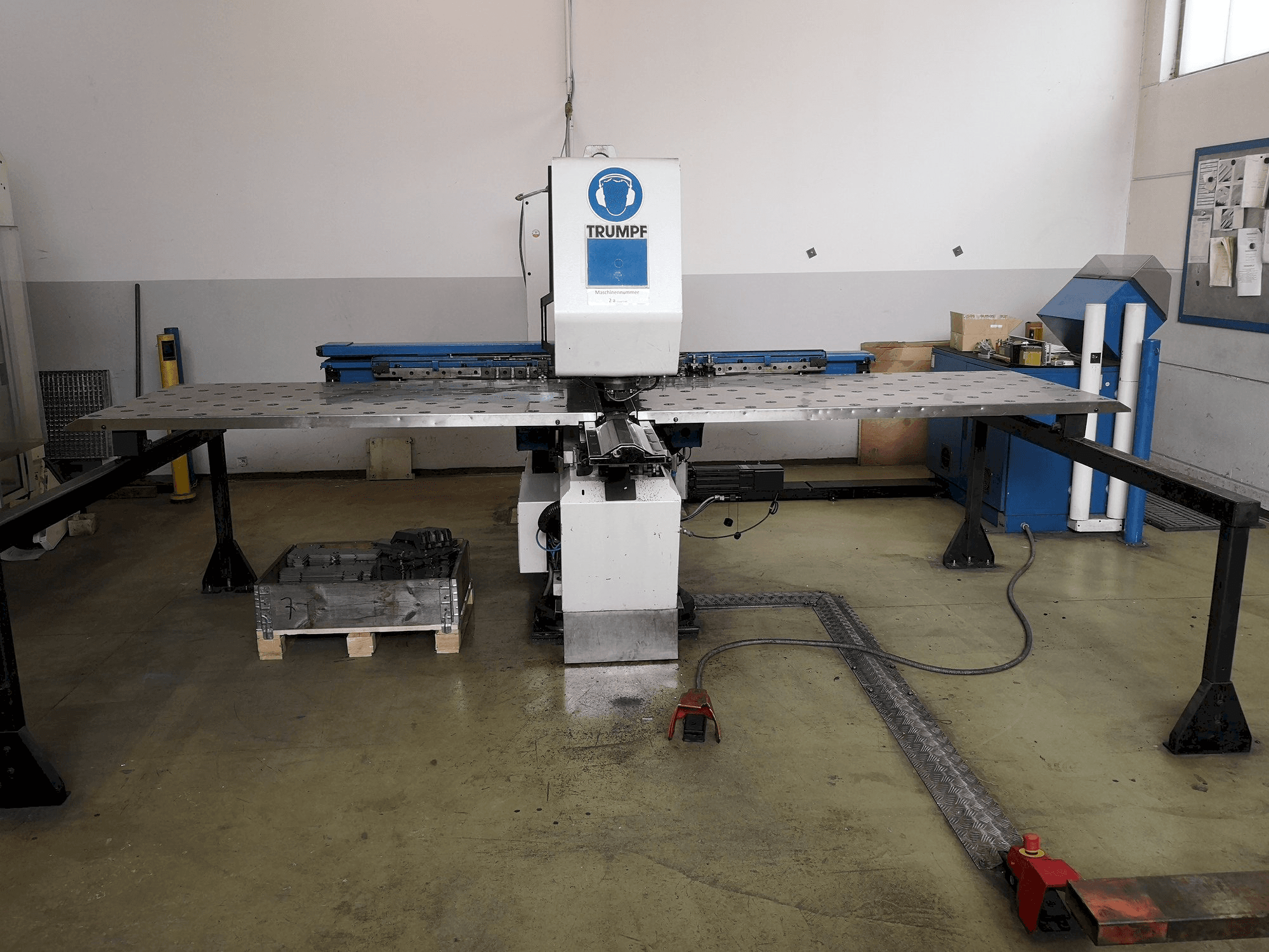 Front view of Trumpf Trumatic 160R machine