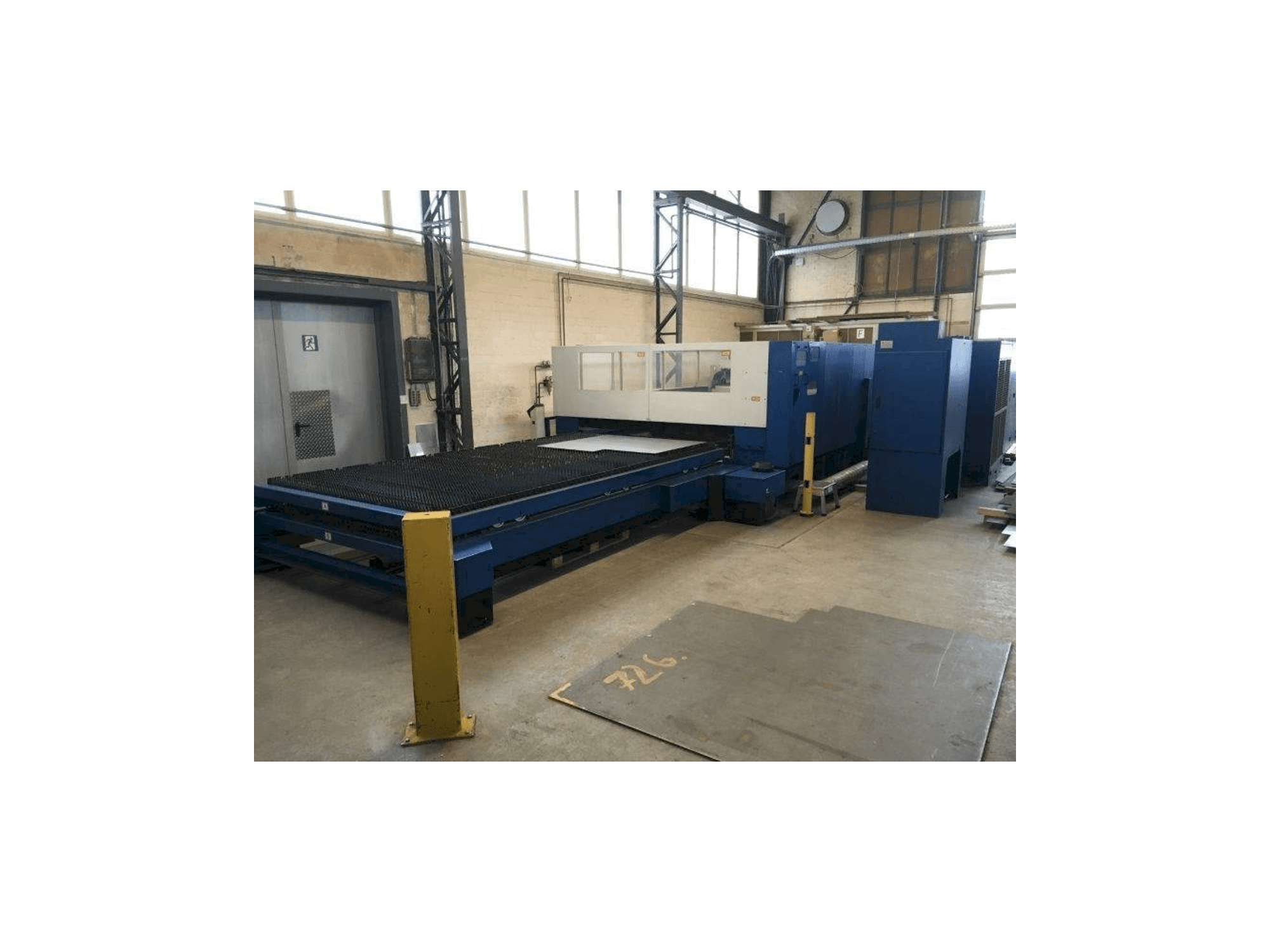 Front view of Trumpf TLF 4000 Turbo machine