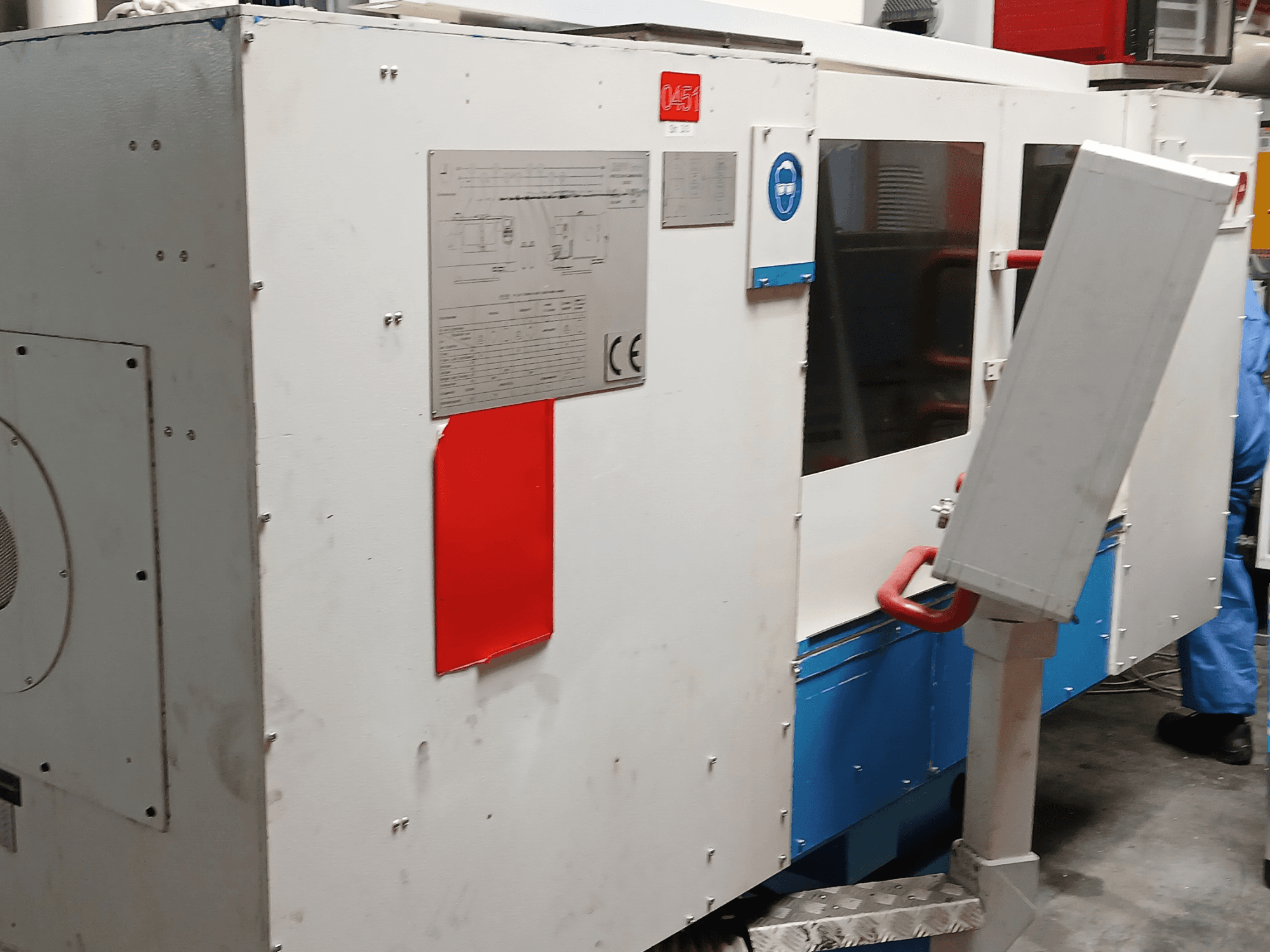 Cylindrical grinding machine Kapp RNS 55, side view showing control panel and safety features.