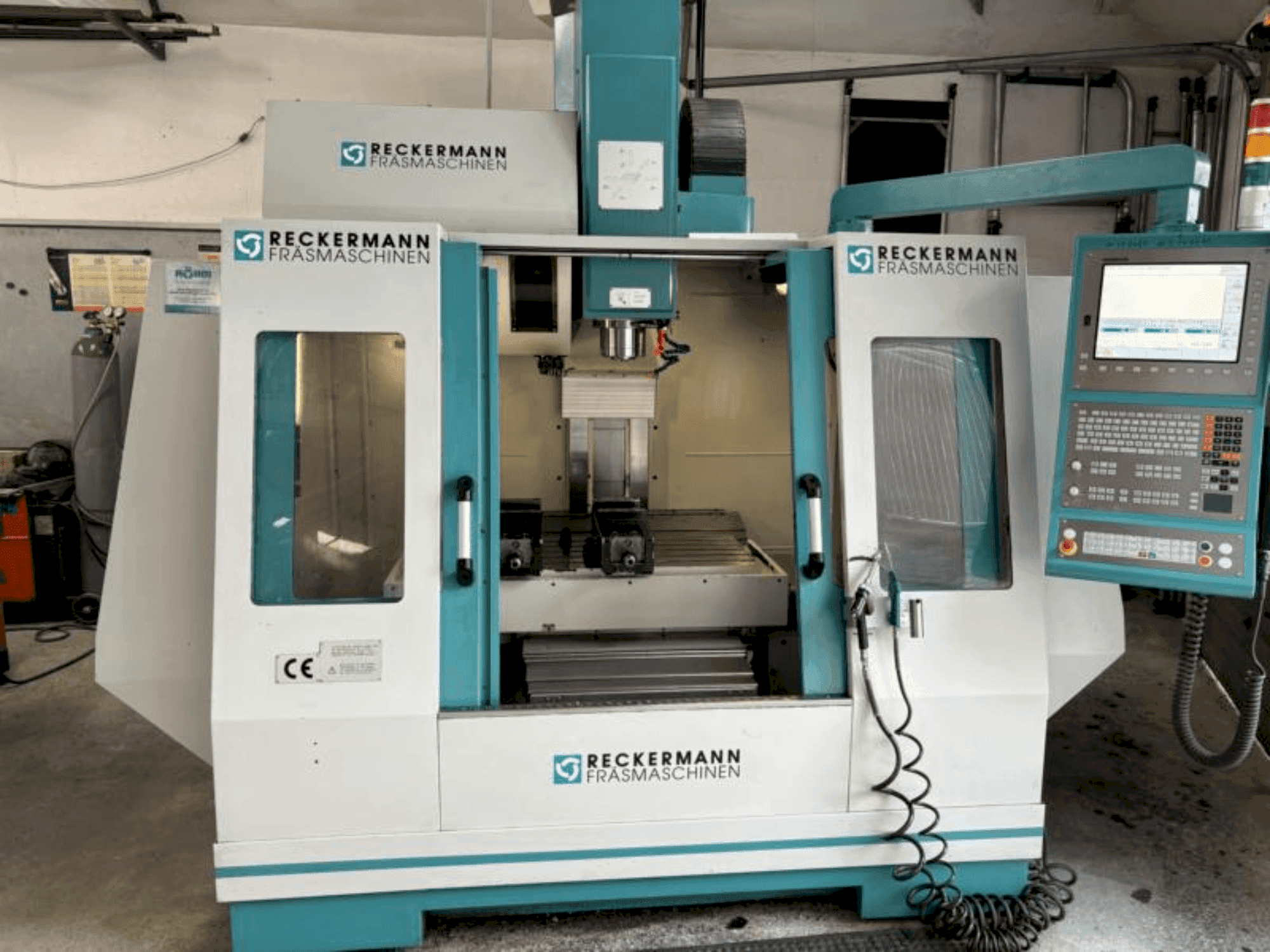 Front view of RECKERMANN RBZ 1050 machine