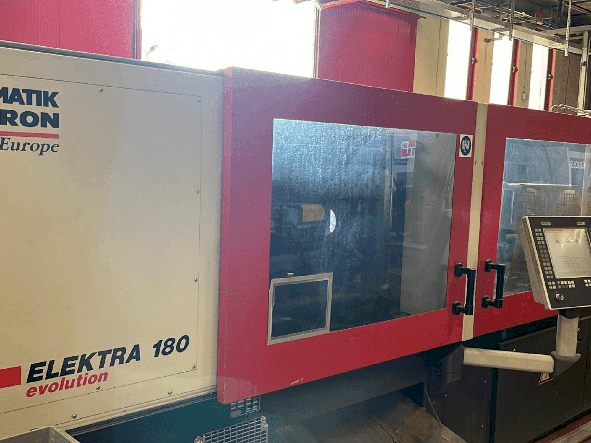 Front view of FERROMATIK ELEKTRA 180 machine