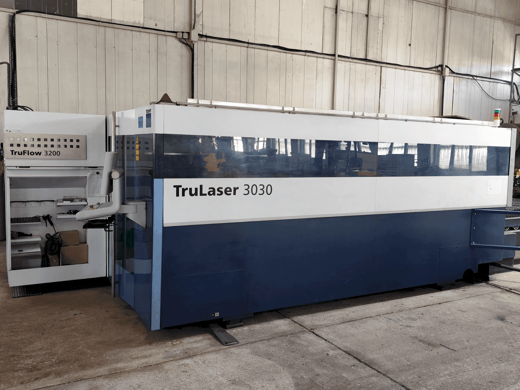 Front view of TRUMPF TruLaser 3030 (L20) machine