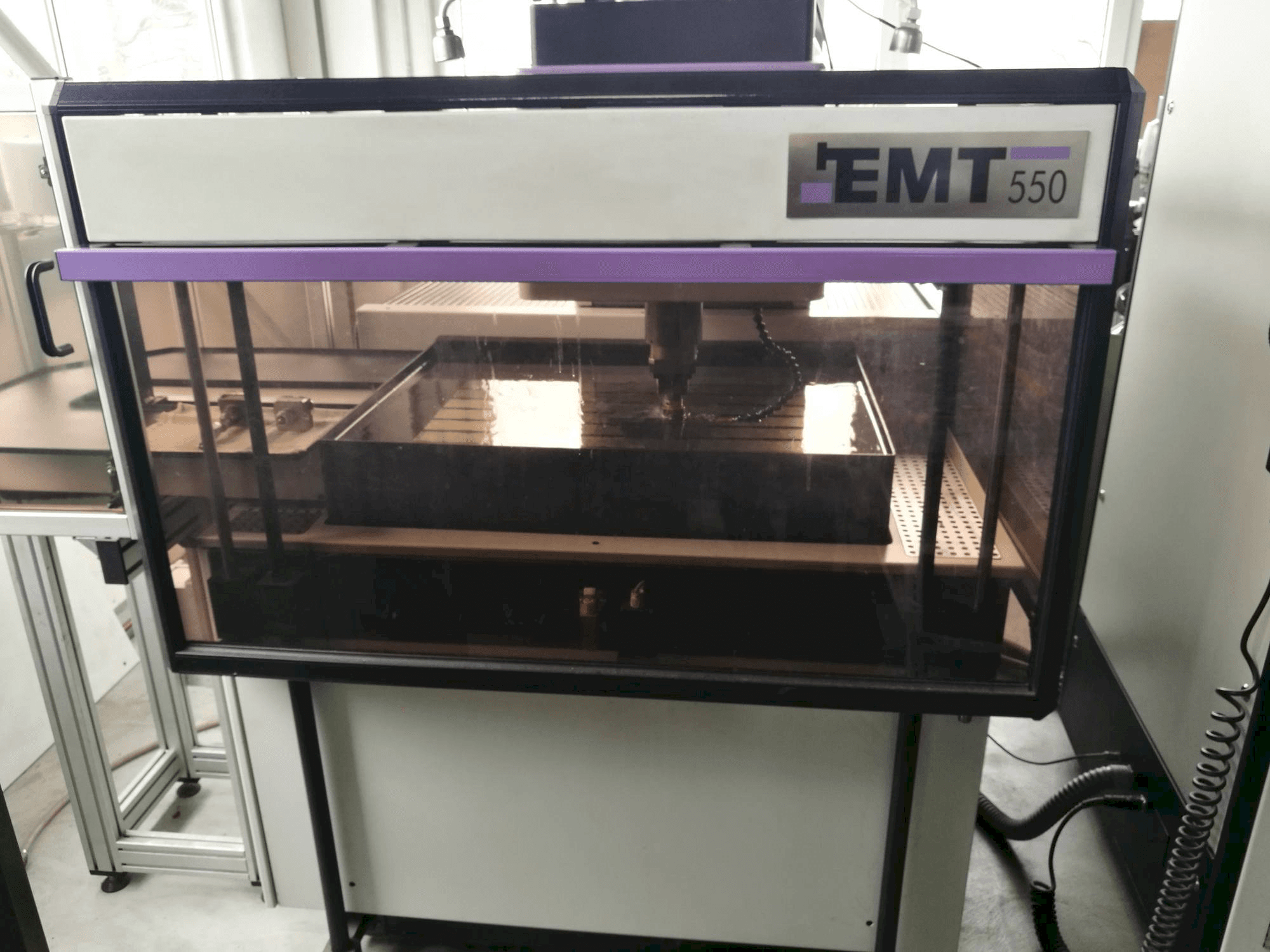 Front view of EMT 550 machine