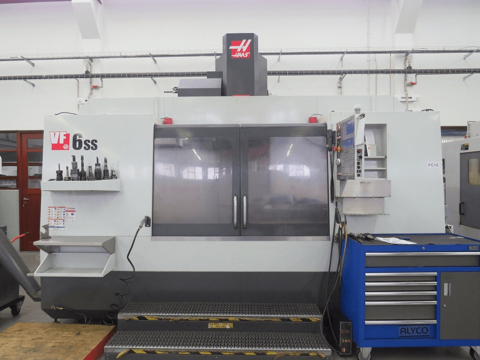 Front view of HAAS VF-6SS machine