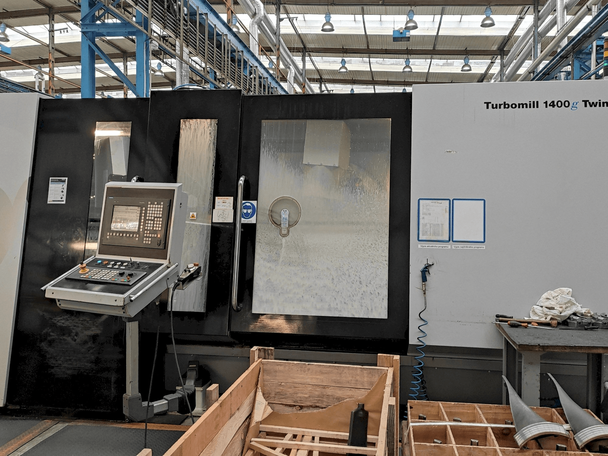 Front view of Liechti Turbomill 1400g Twin machine