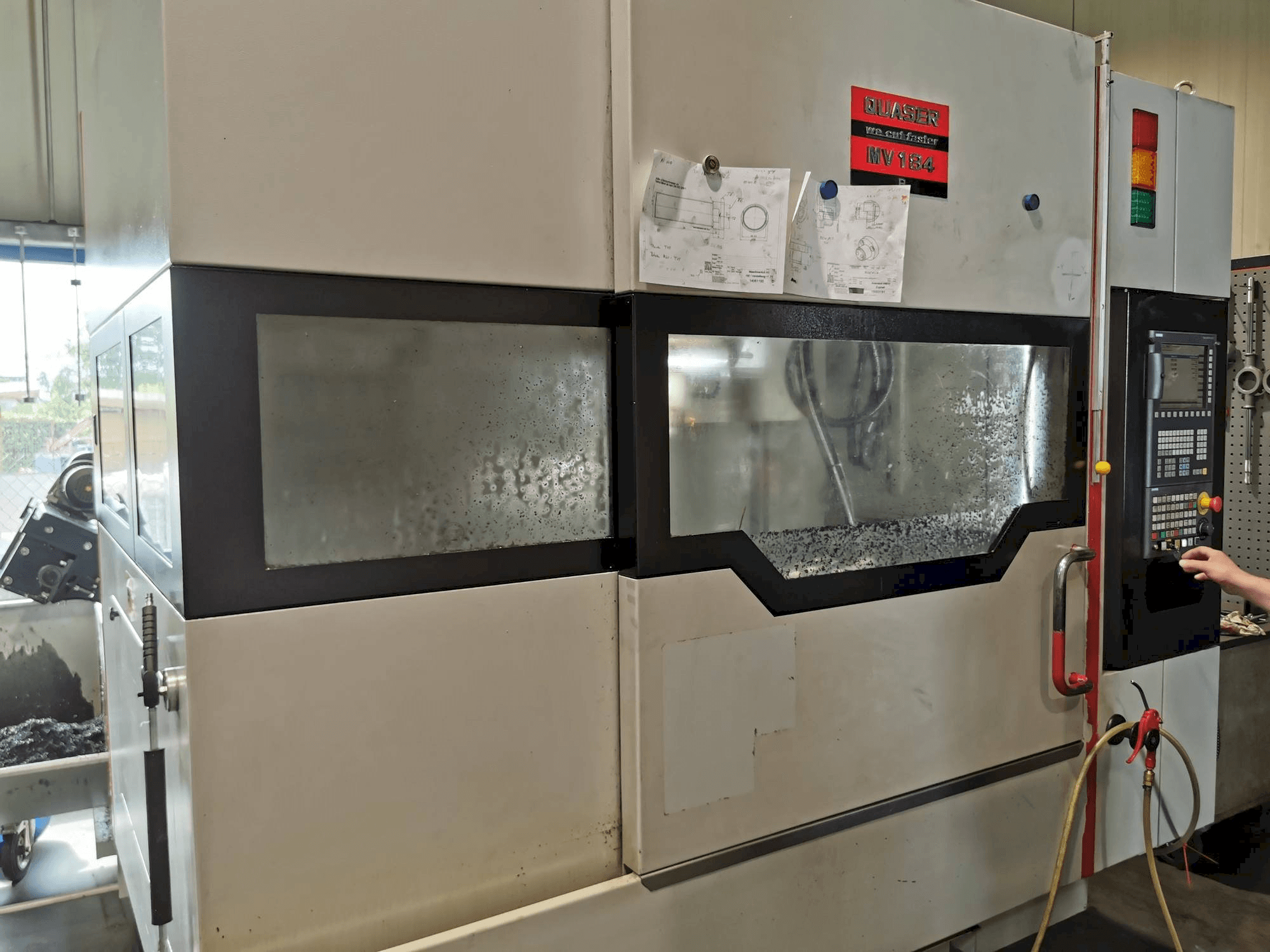 Front view of Quaser MV154APC/P12 machine