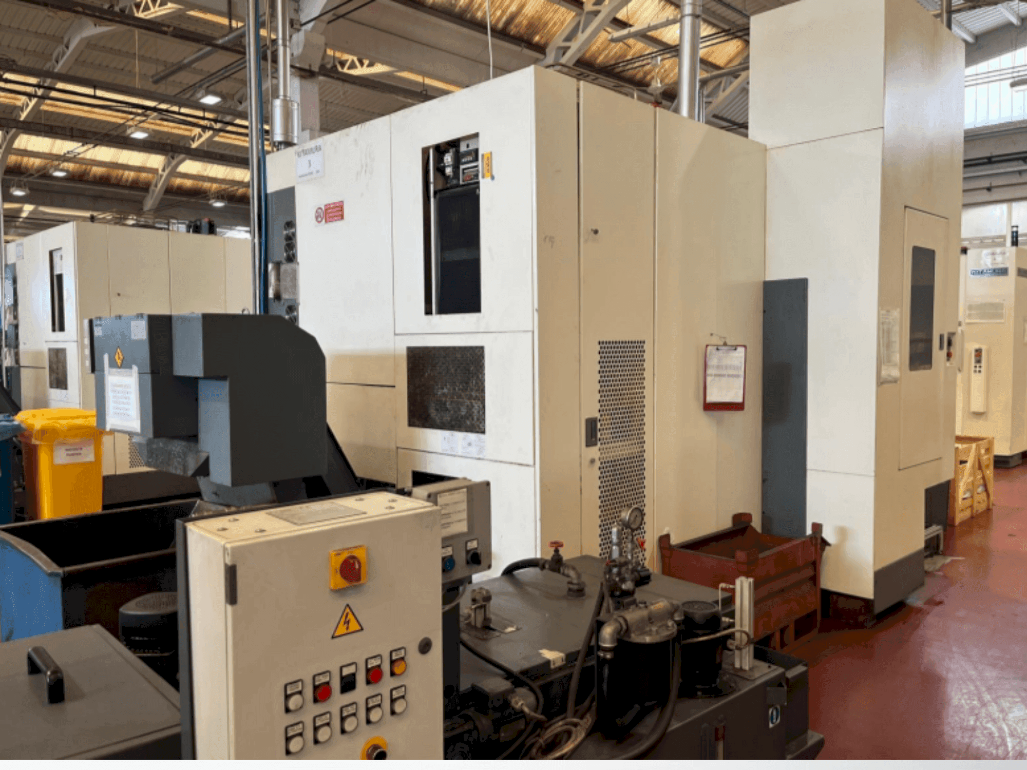 Front view of Kitamura Mycenter-HX500iTGA machine